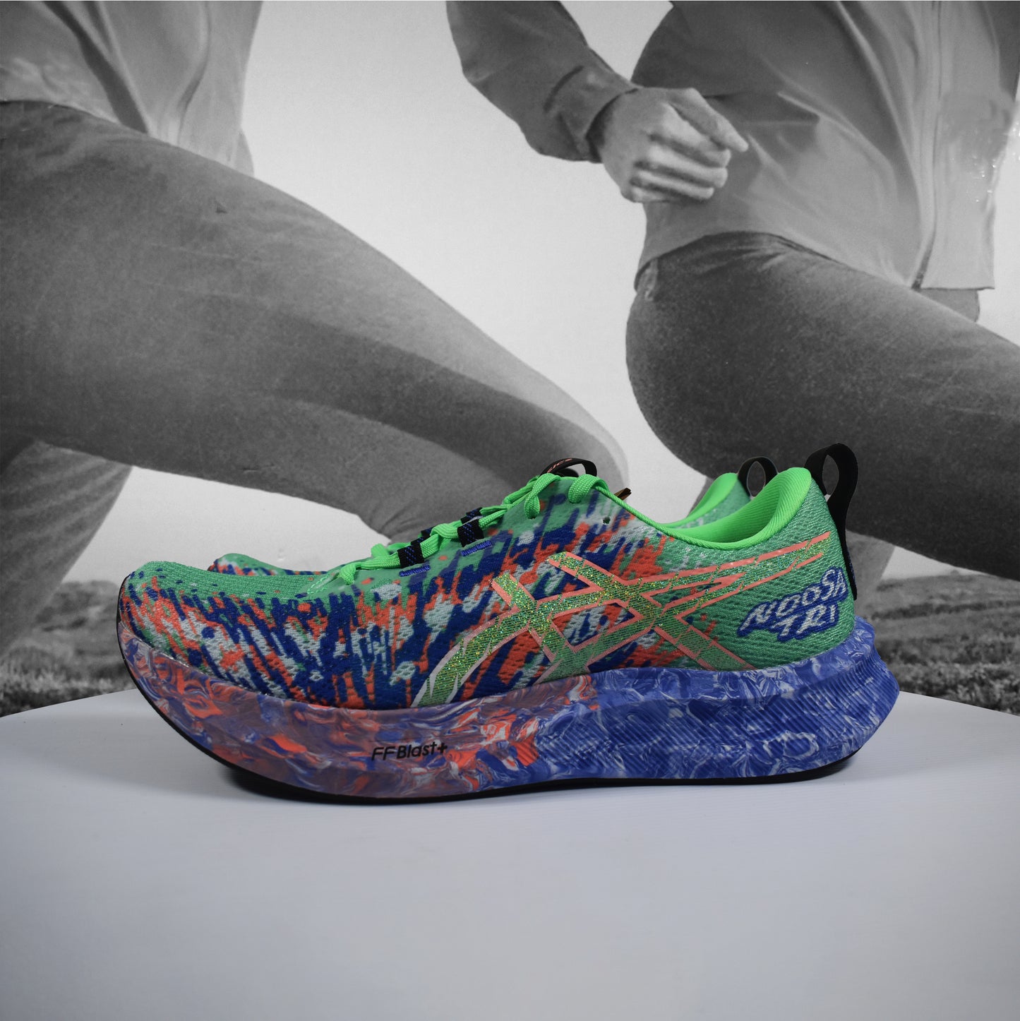 Asics NOOSA TRI 16 Mens Road Running - Durban Runner 8 / VITAL GREEN/COBALT BURST