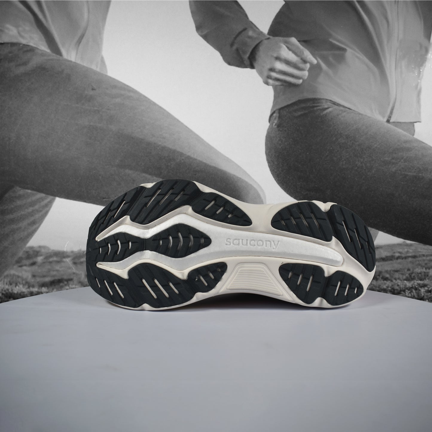 Saucony HURRICANE 25 Mens Road Running