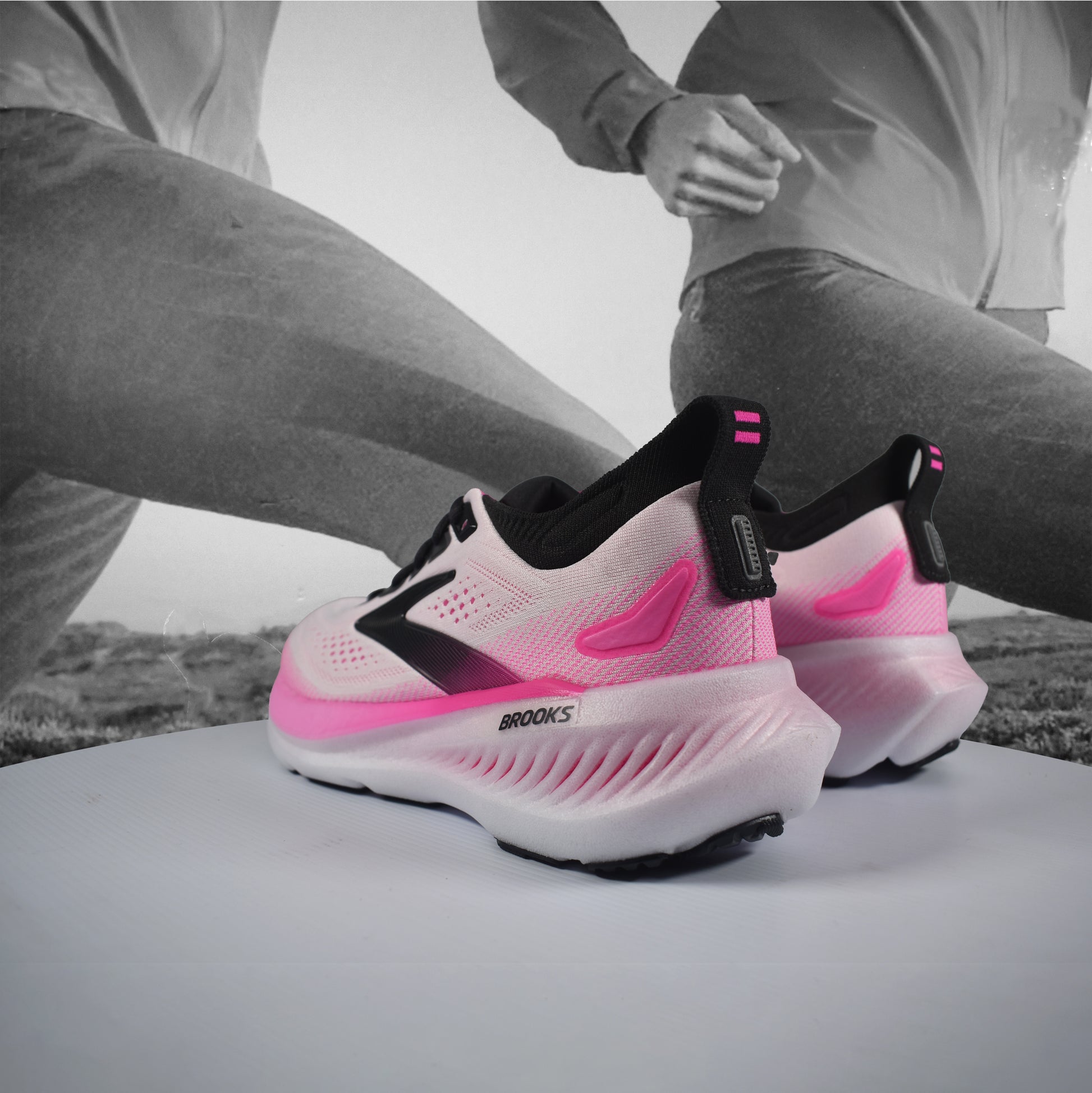 Brooks Glycerin 23 Womens - Durban Runner 5 / White/Phantom/Cyber Pink