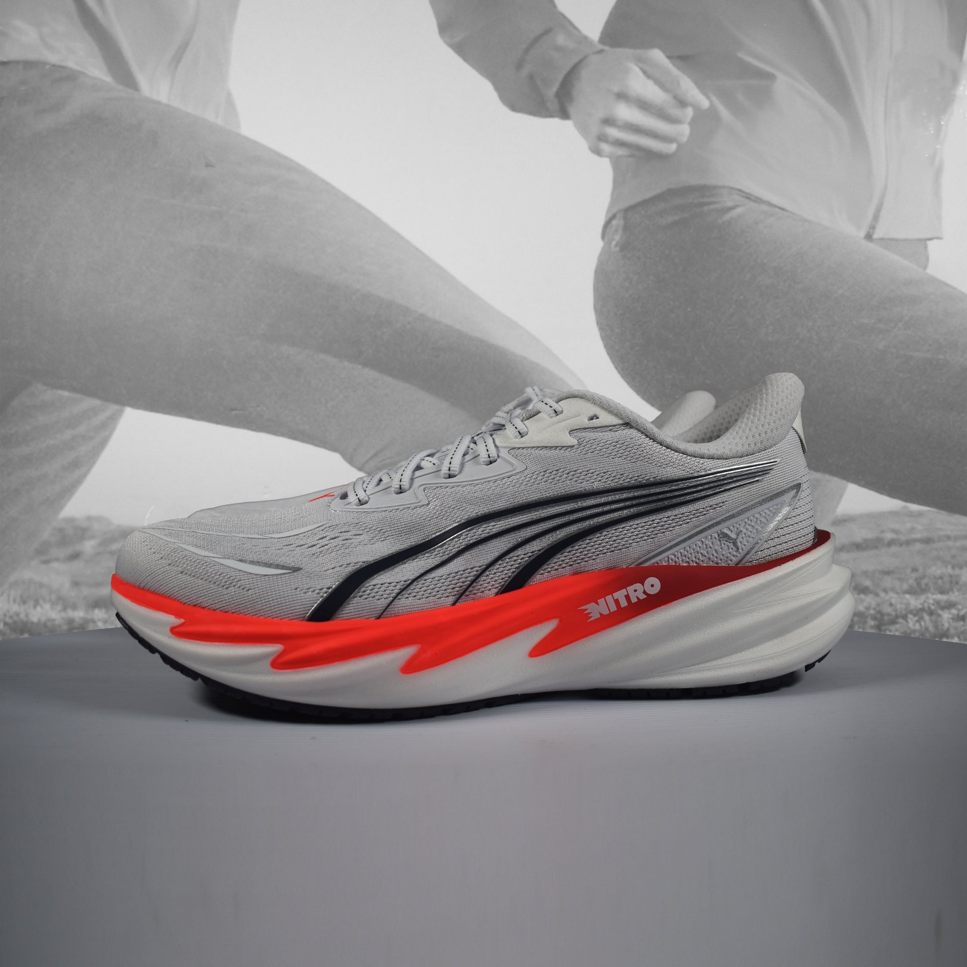 PUMA Velocity NITRO 5 Men's Running Shoes - Durban Runner UK7.5 / puma white-ultra red