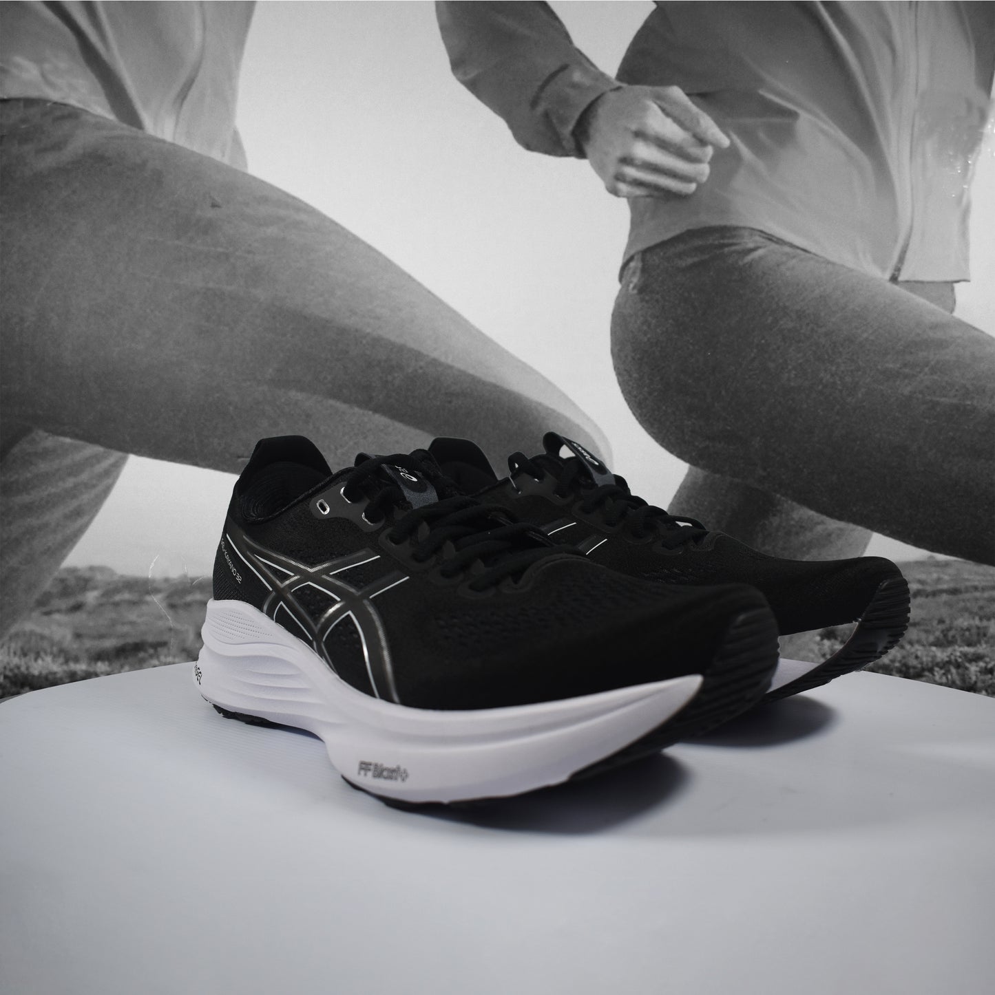 Asics GEL-KANAYO 32 Wide 2E Mens Road Running Shoes - Durban Runner 7 / Black/White