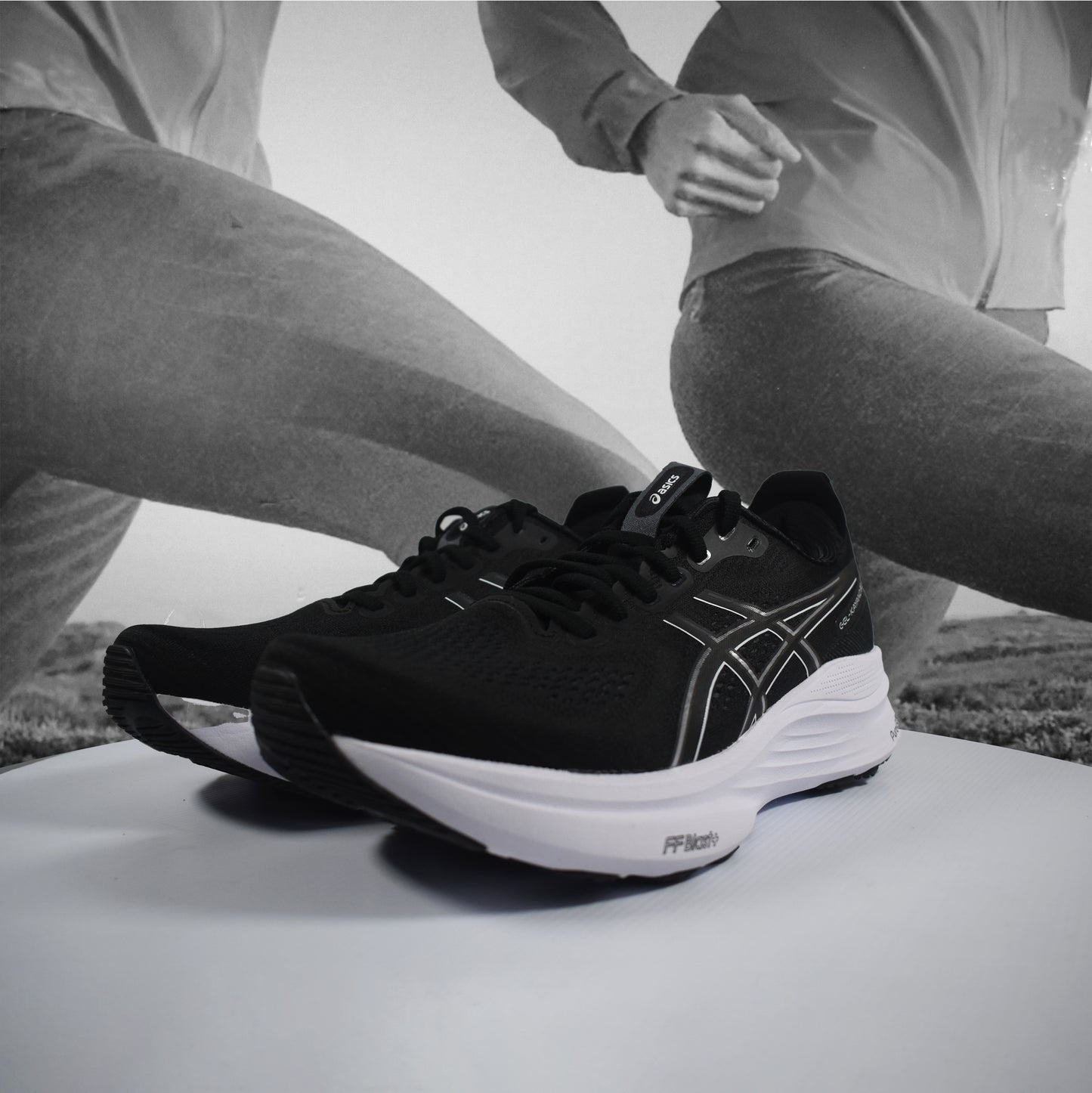 Asics GEL-KANAYO 32 Wide 2E Mens Road Running Shoes - Durban Runner 7 / Black/White