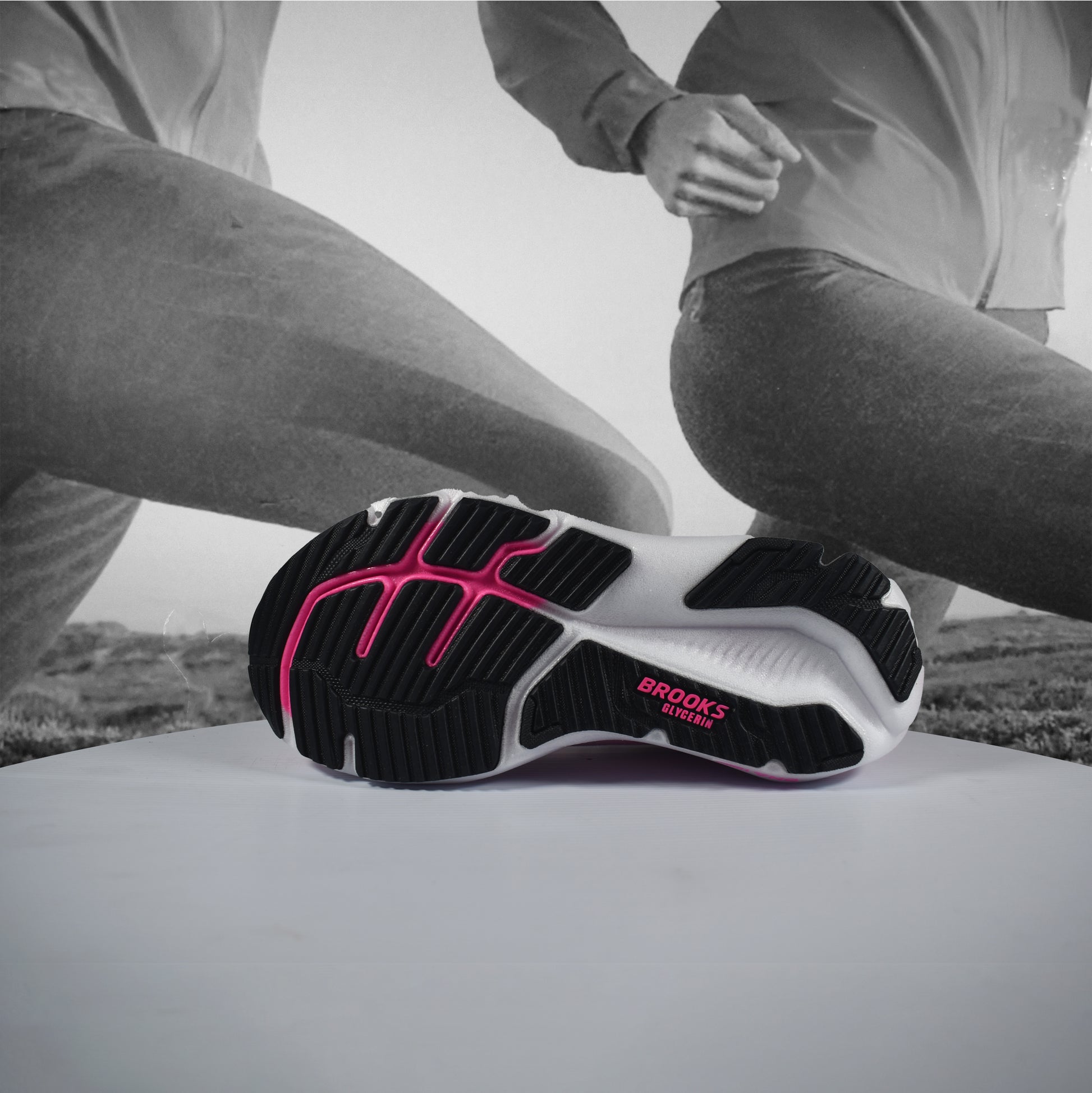 Brooks Glycerin 23 Womens - Durban Runner 5 / White/Phantom/Cyber Pink