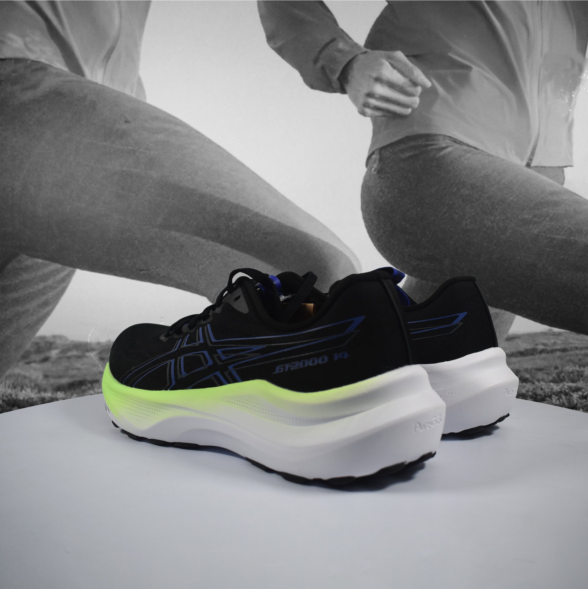 Asics GT-2000 14 Mens Road Running Shoes - Durban Runner 7.5 / BLACK/COBALT BURST