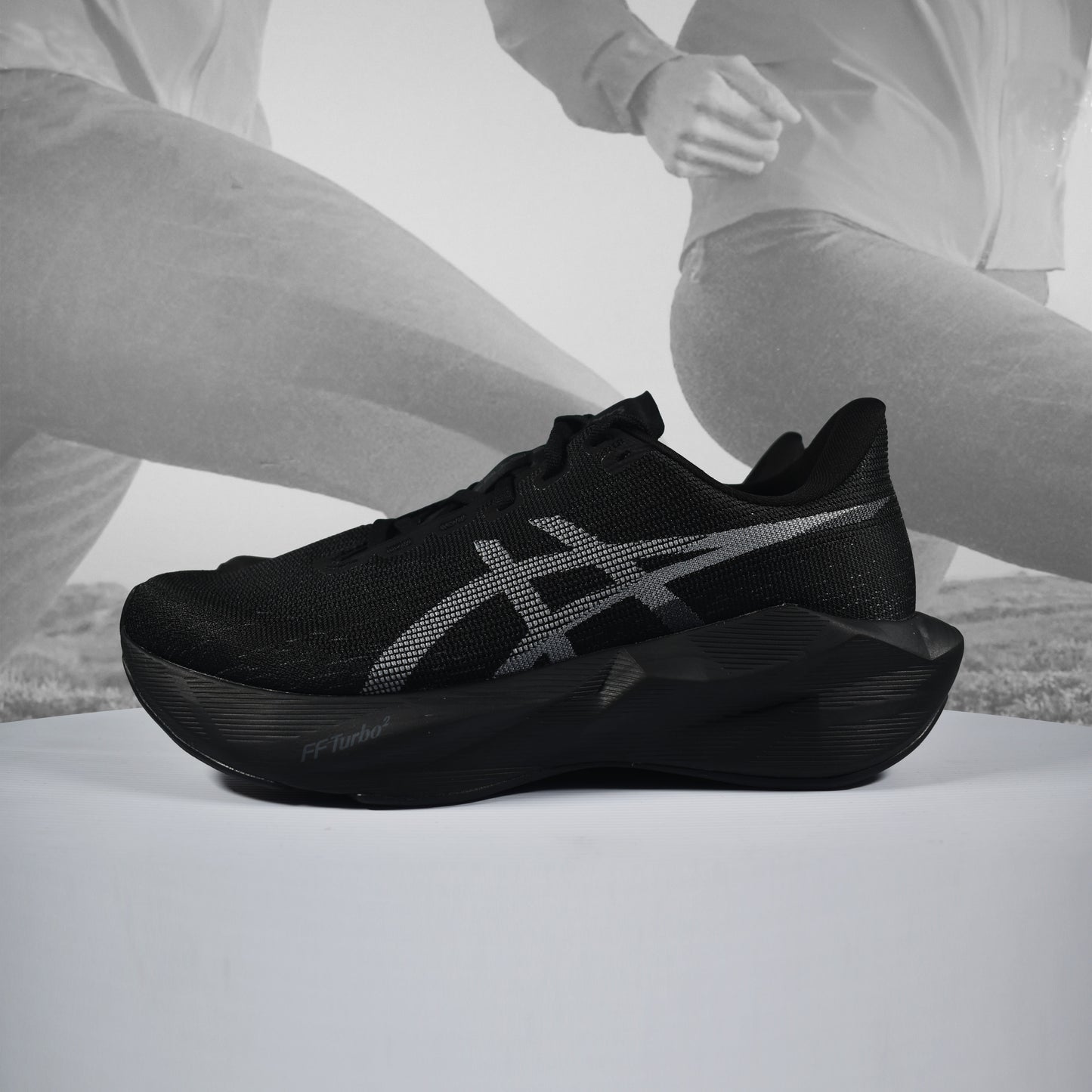 Asics NOVABLAST 6 Mens Neutral Running Shoes - Durban Runner UK7.5 / black/black