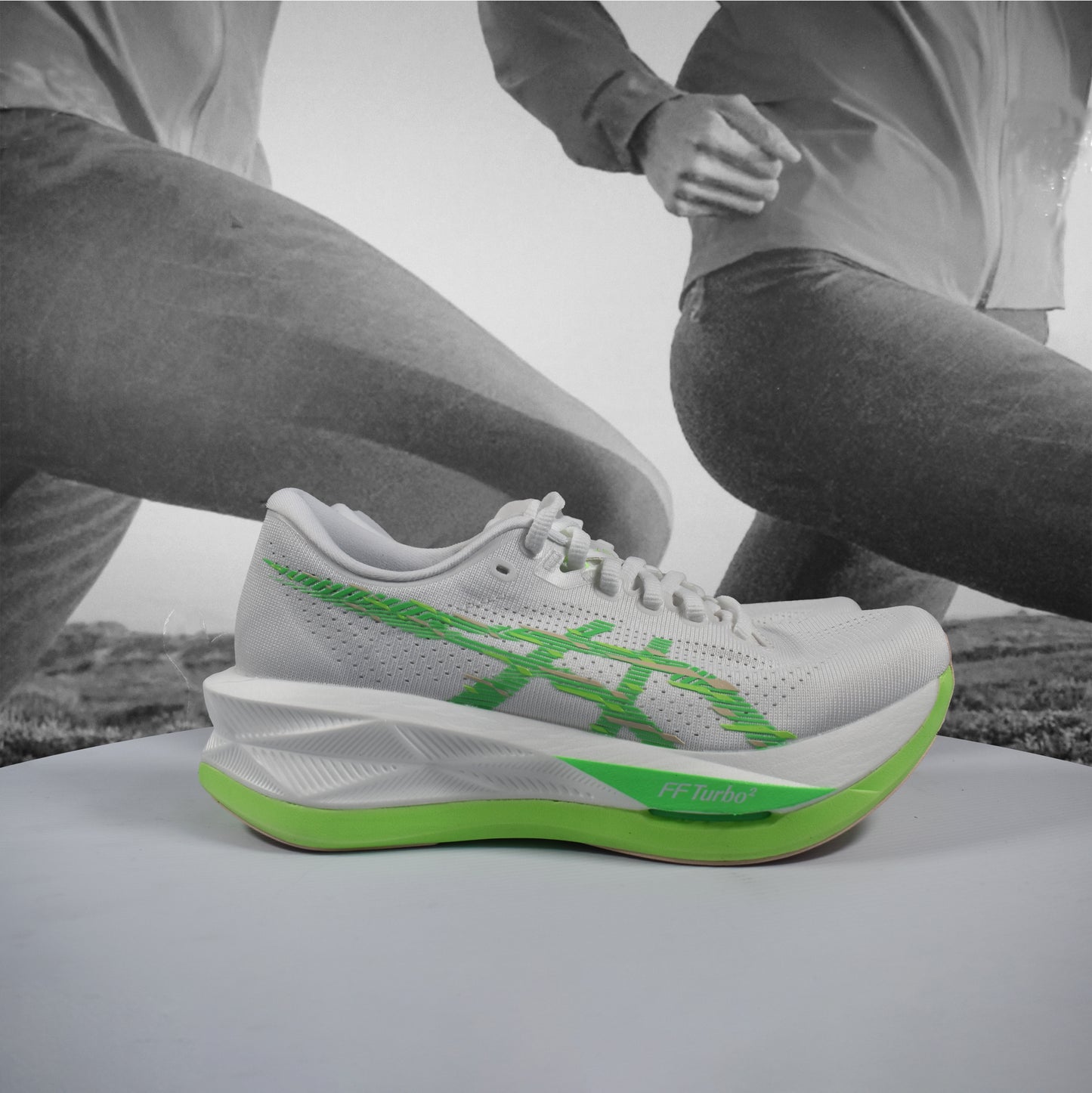 Asics SONICBLAST Womens Running Shoes - Durban Runner 5 / WHITE/VITAL GREEN