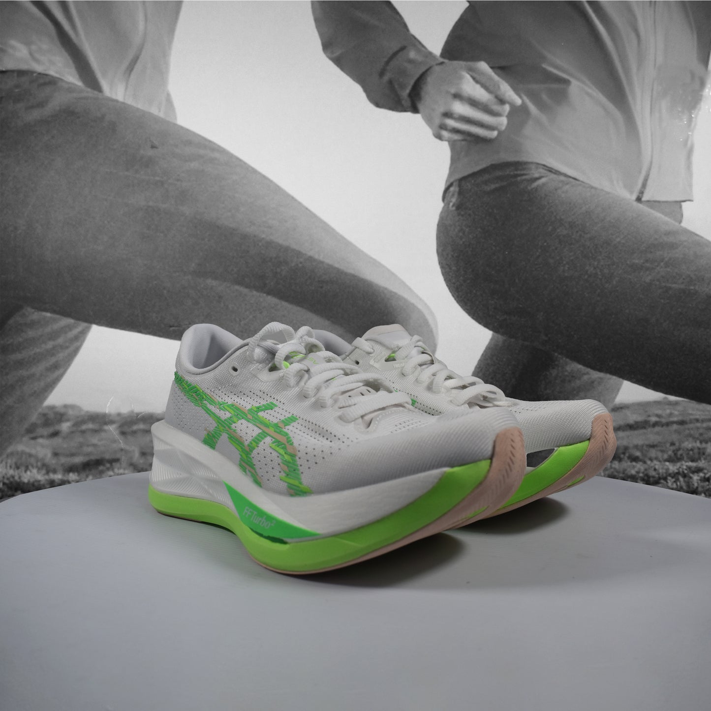 Asics SONICBLAST Womens Running Shoes - Durban Runner 5 / WHITE/VITAL GREEN