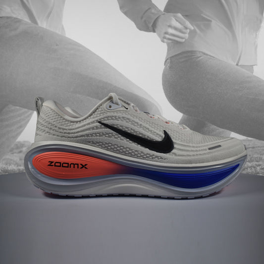 Nike Vomero Plus Mens Road Running Shoes - Durban Runner UK8 / WHITE/BLACK ATOMIC PINK