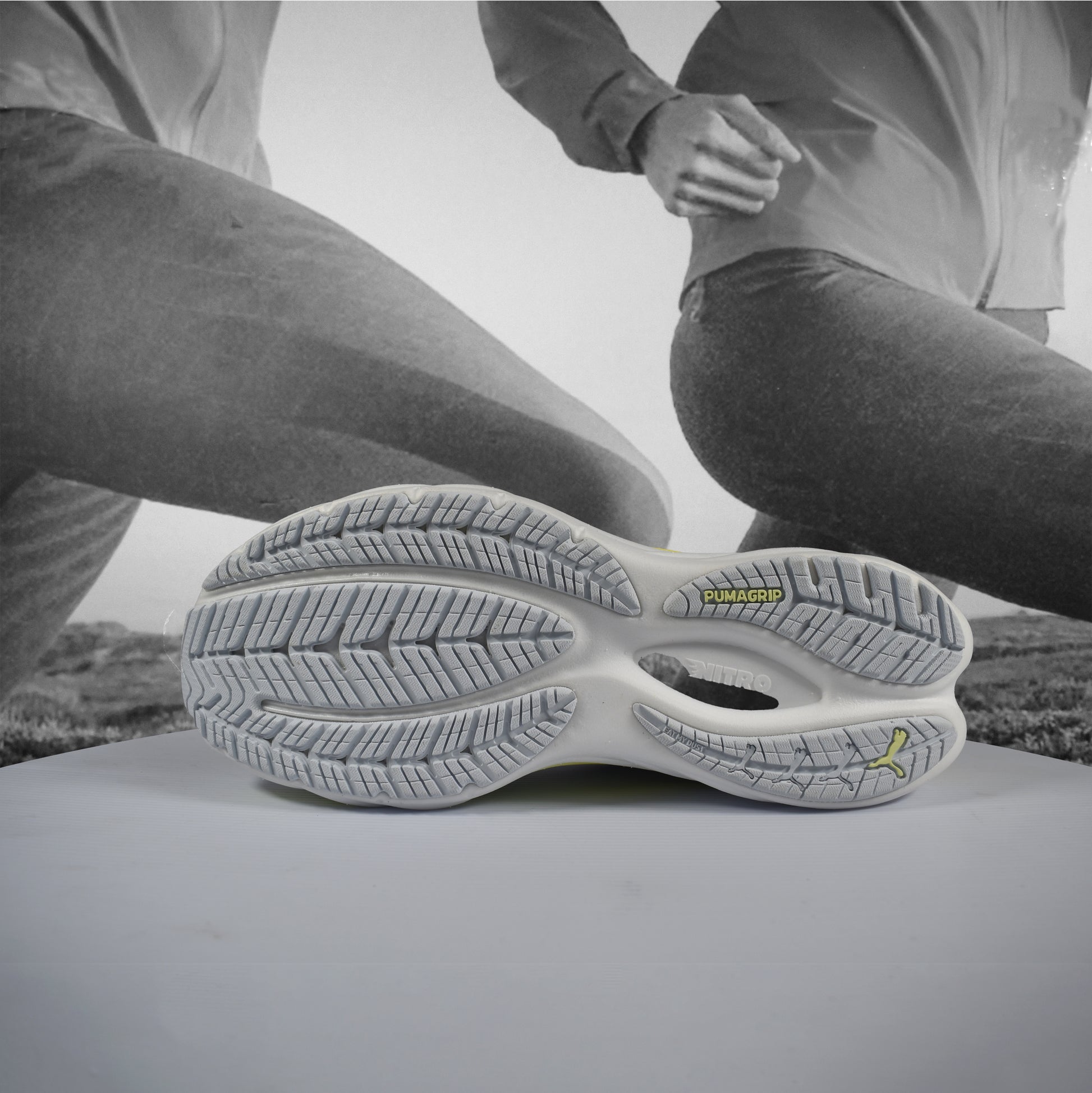 Puma Velocity NITRO 4 Womens Running Shoes - Durban Runner 5 / PUMA White-Apple Spritz