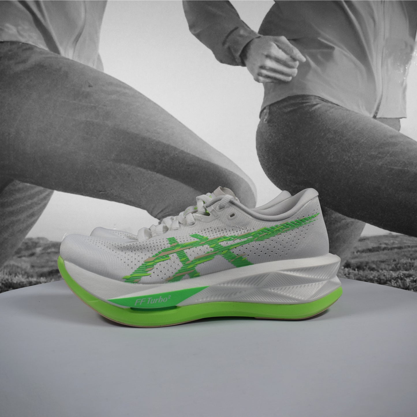 Asics SONICBLAST Womens Running Shoes - Durban Runner 5 / WHITE/VITAL GREEN