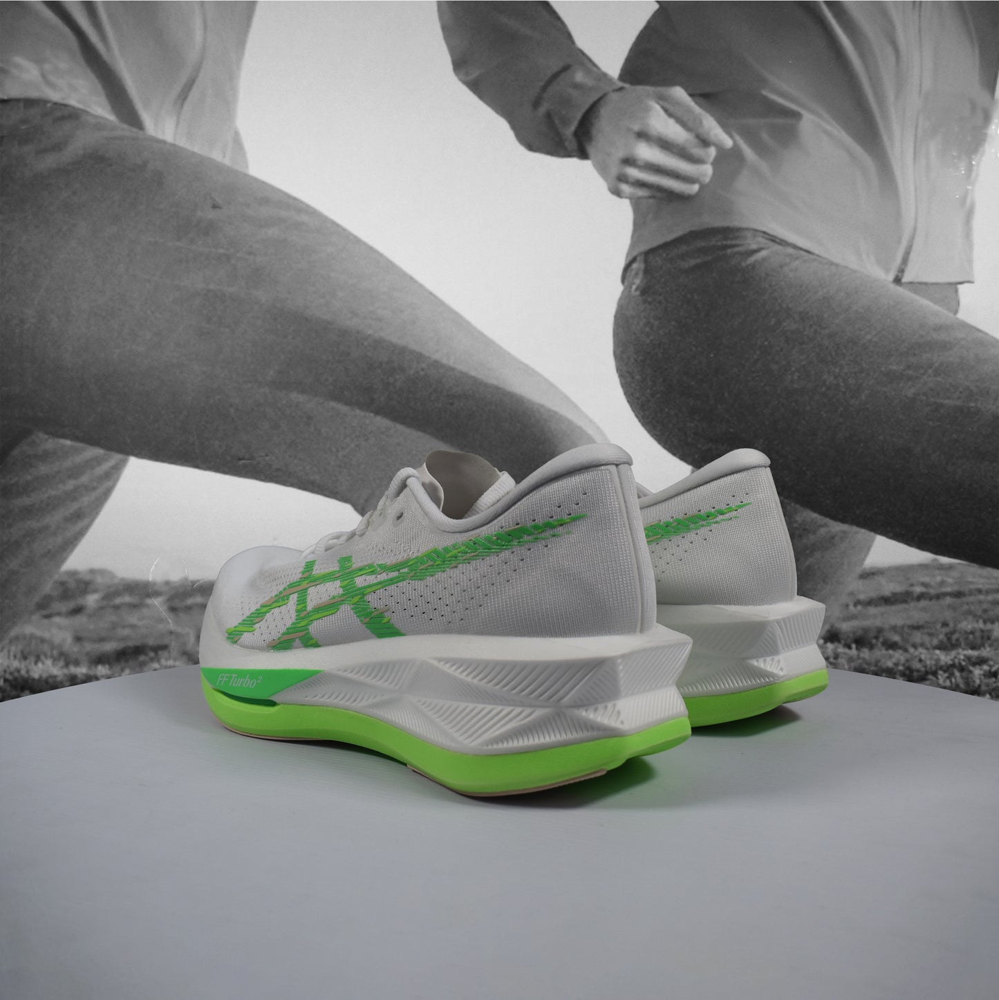 Asics SONICBLAST Womens Running Shoes - Durban Runner 5 / WHITE/VITAL GREEN