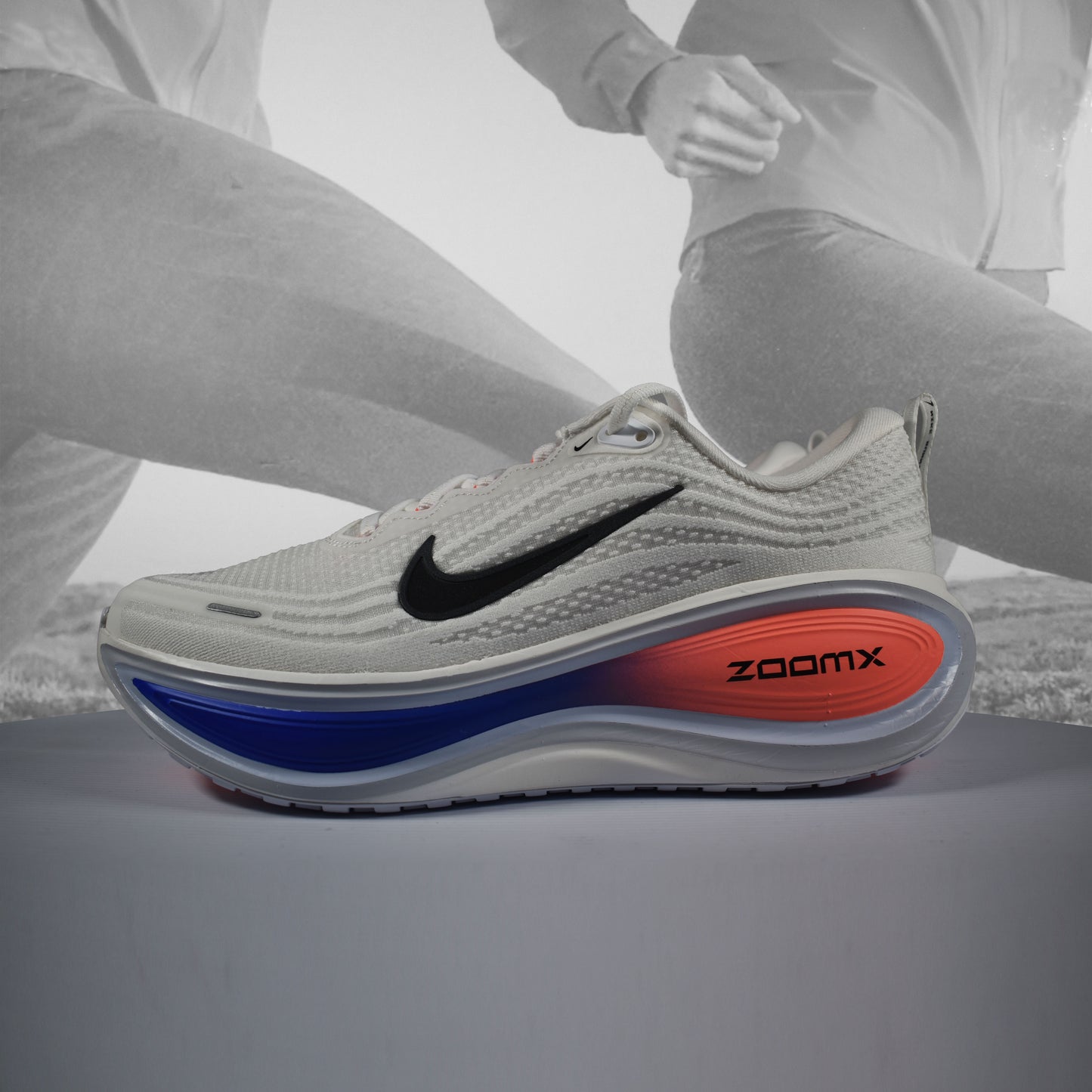 Nike Vomero Plus Mens Road Running Shoes - Durban Runner UK8 / WHITE/BLACK ATOMIC PINK