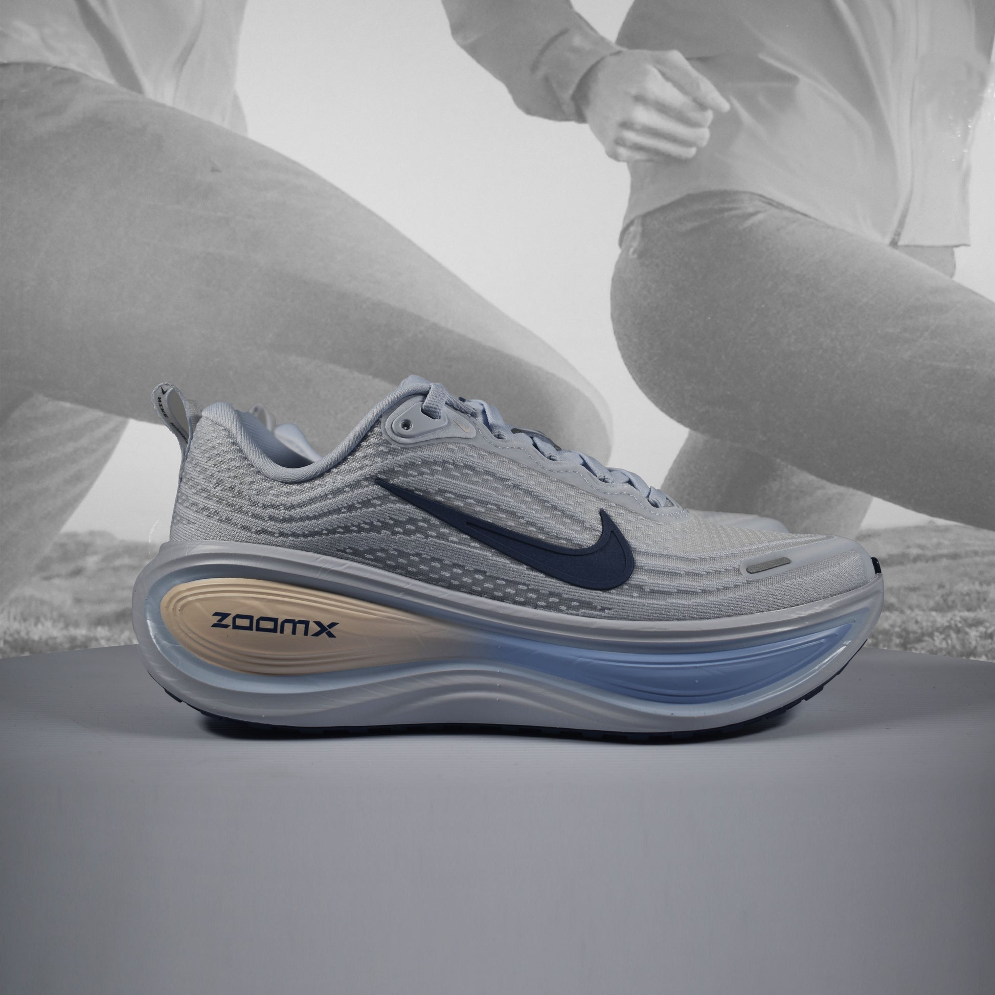 Nike Vomero Plus Womens Road Running Shoes - Durban Runner UK5 / WHITE/MYSTIC NAVY