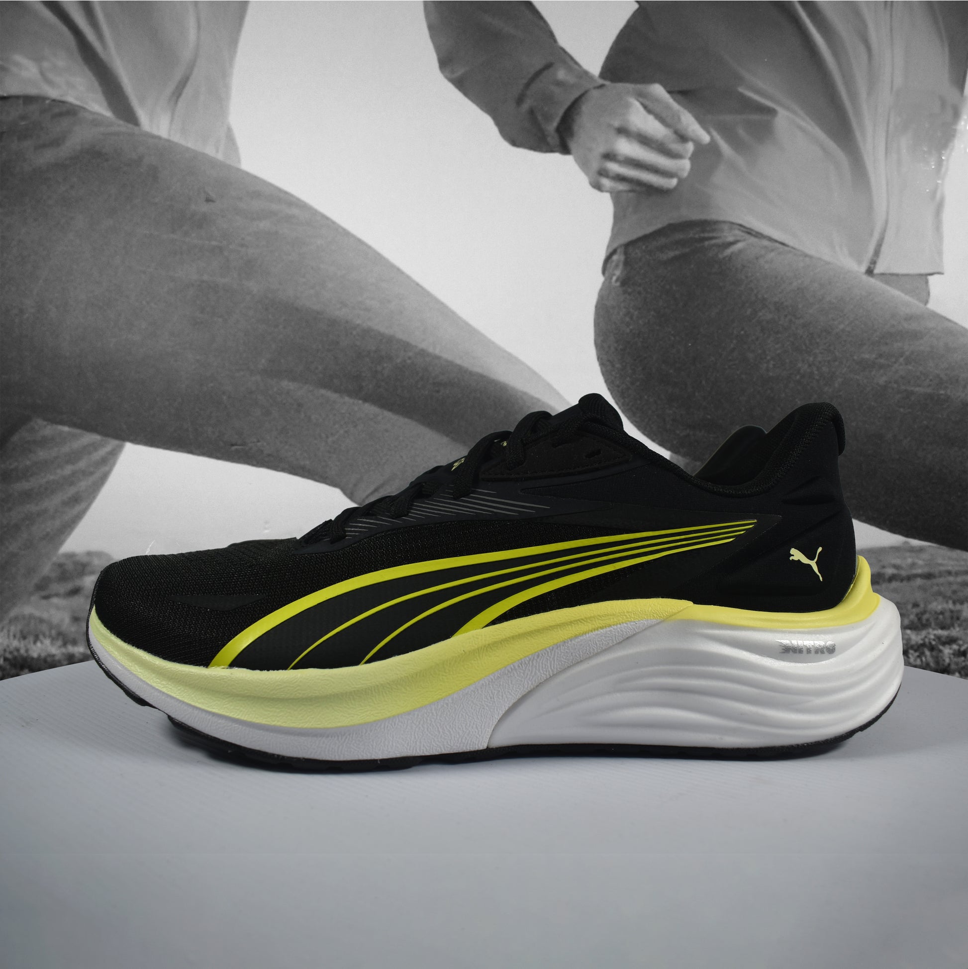 Puma Electrify NITRO 4 Mens Road Running - Durban Runner 7.5 / Black-Apple Sprit