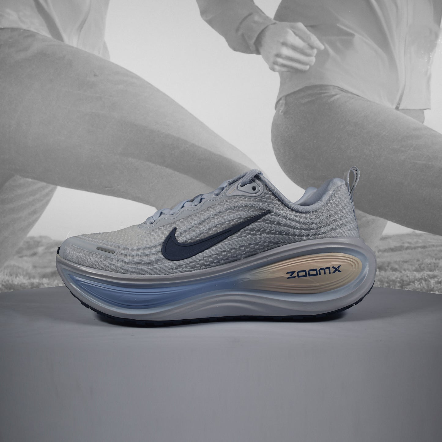 Nike Vomero Plus Womens Road Running Shoes - Durban Runner UK5 / WHITE/MYSTIC NAVY