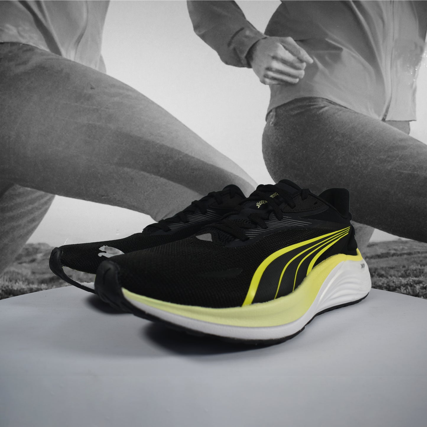 Puma Electrify NITRO 4 Mens Road Running - Durban Runner 7.5 / Black-Apple Sprit