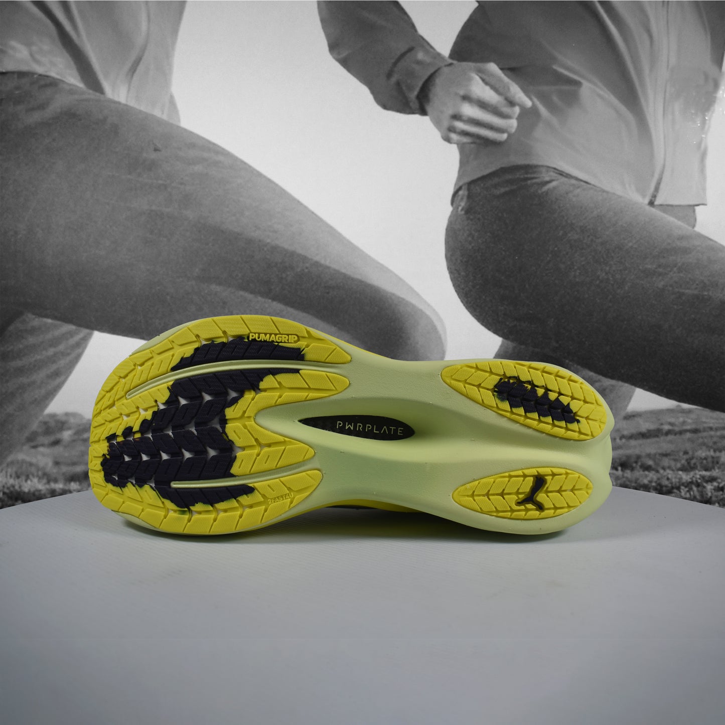 Puma Deviate NITRO 4 Mens Road Running - Durban Runner 8 / Black-Flat Dark Gray