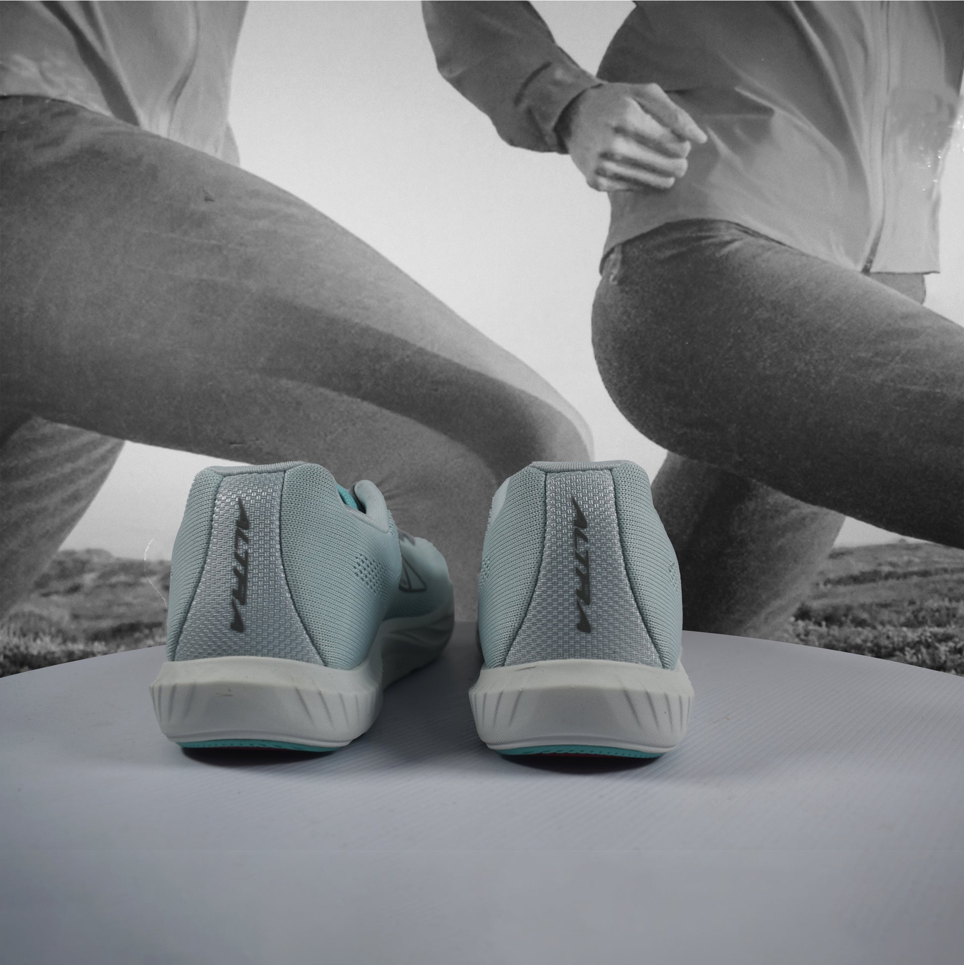 Altra Escalante 4 Womens Road Running - Durban Runner 4 / Gray/Teal