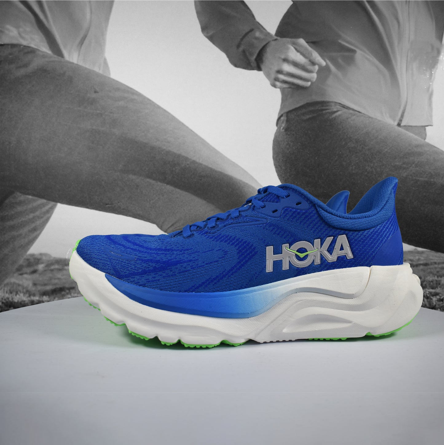 Hoka Arahi 8 Mens Road Running Shoes - Durban Runner 7.5 / CBLTB