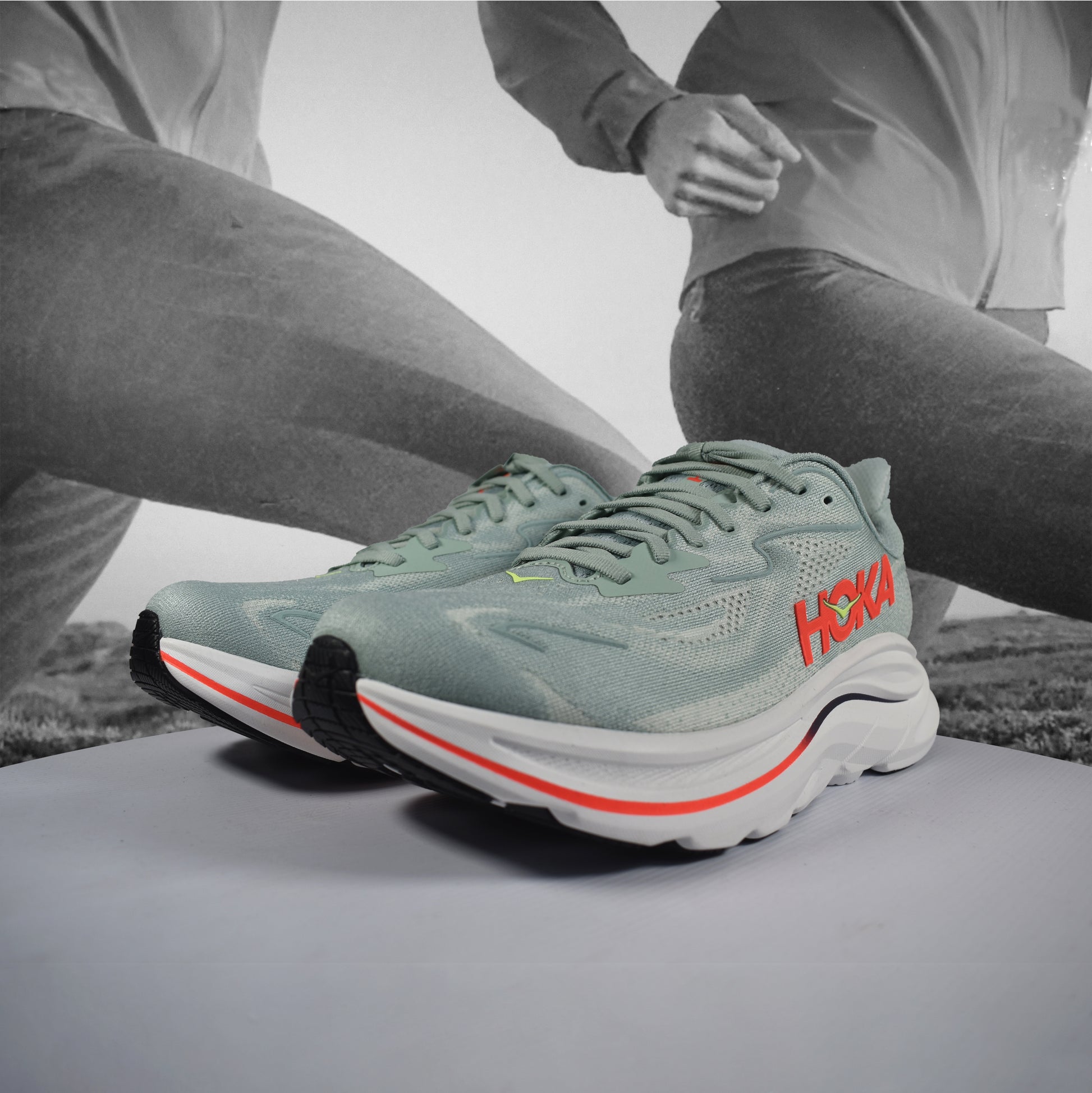 Hoka Clifton 10 Wide Mens Running Shoes - Durban Runner 7.5 / SGNN