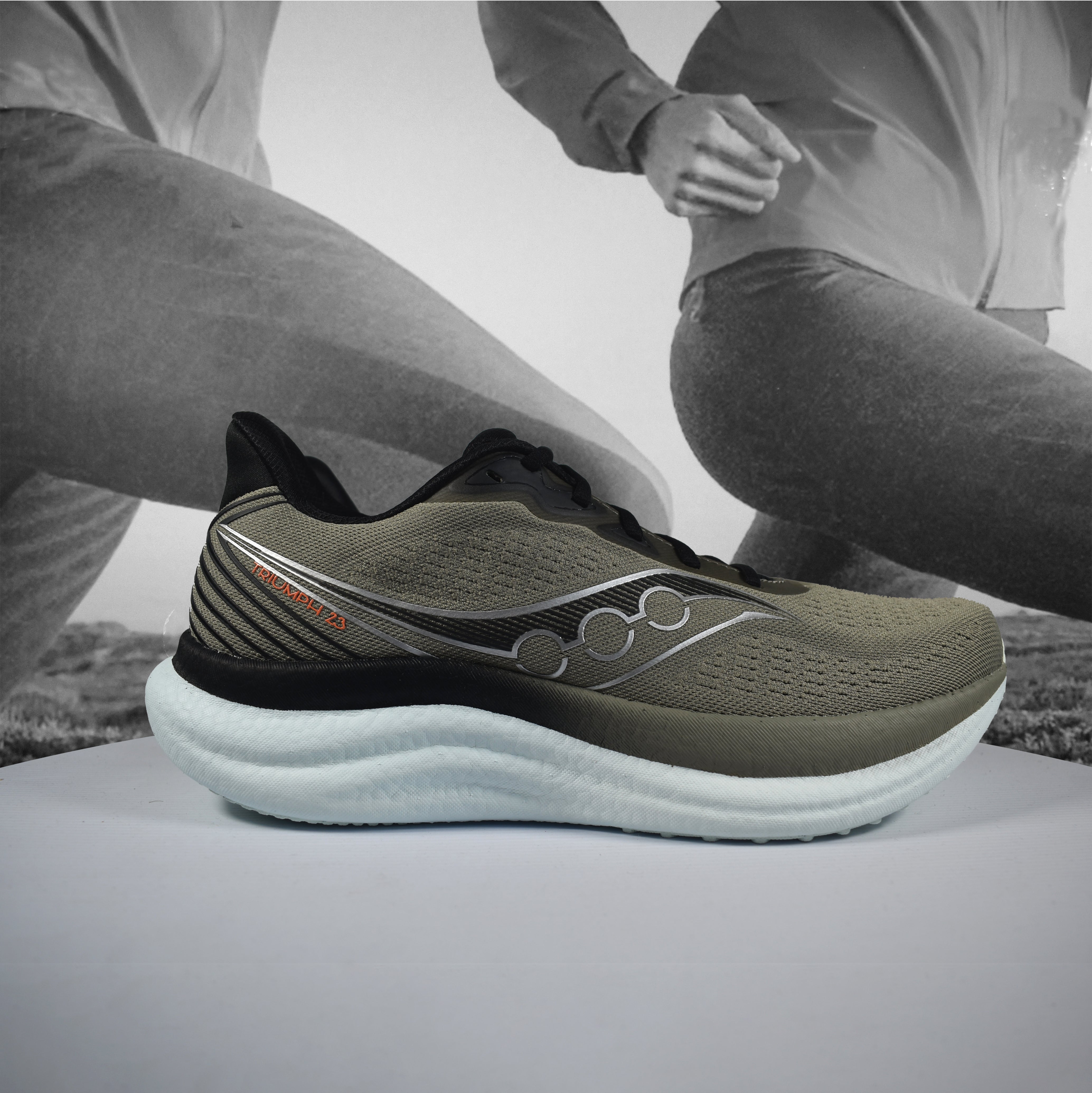 Saucony Triumph 23 Mens Running Shoes - Durban Runner 7.5 / LAU/BLK