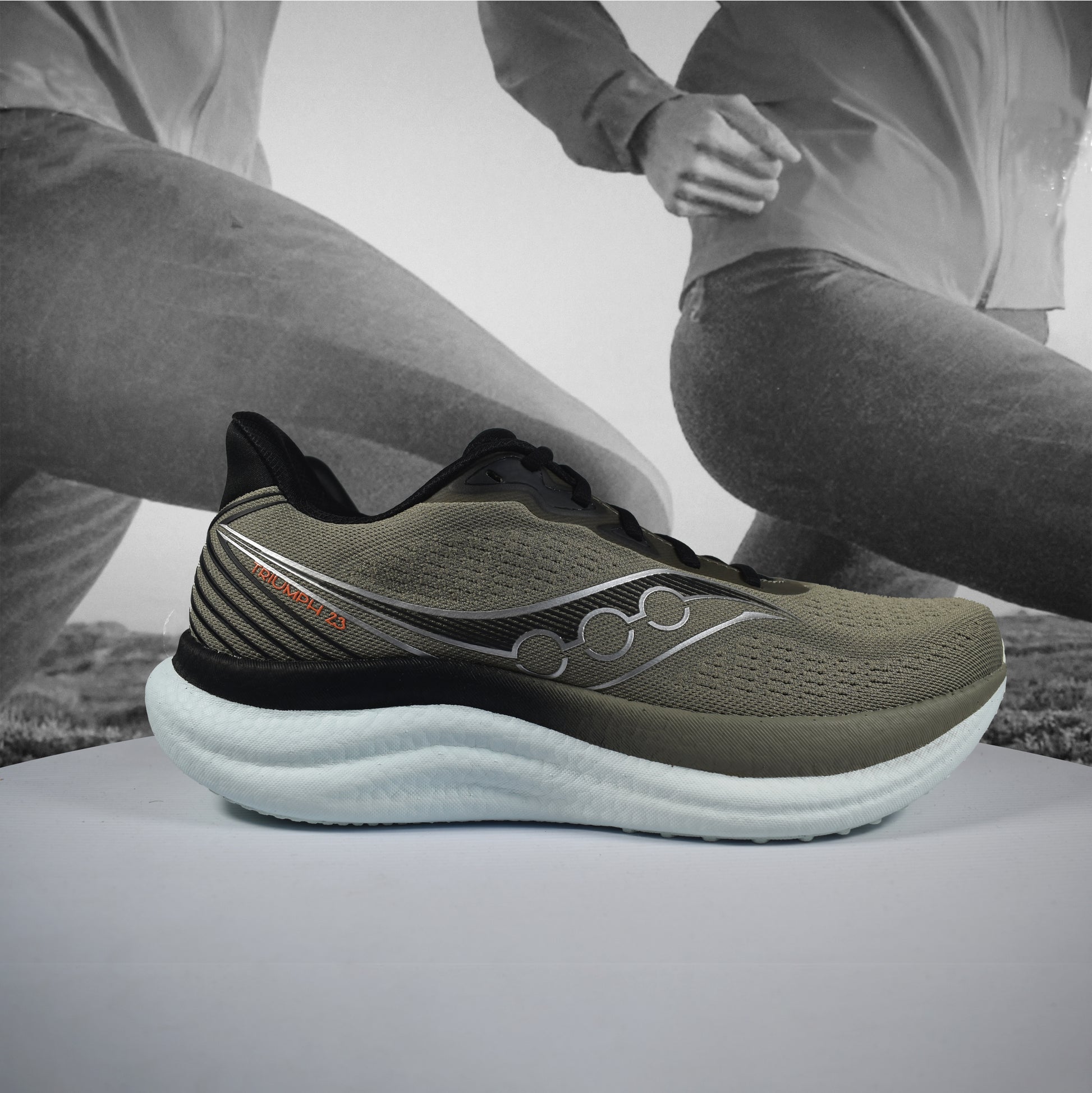 Saucony Triumph 23 Mens Running Shoes - Durban Runner 7.5 / LAU/BLK