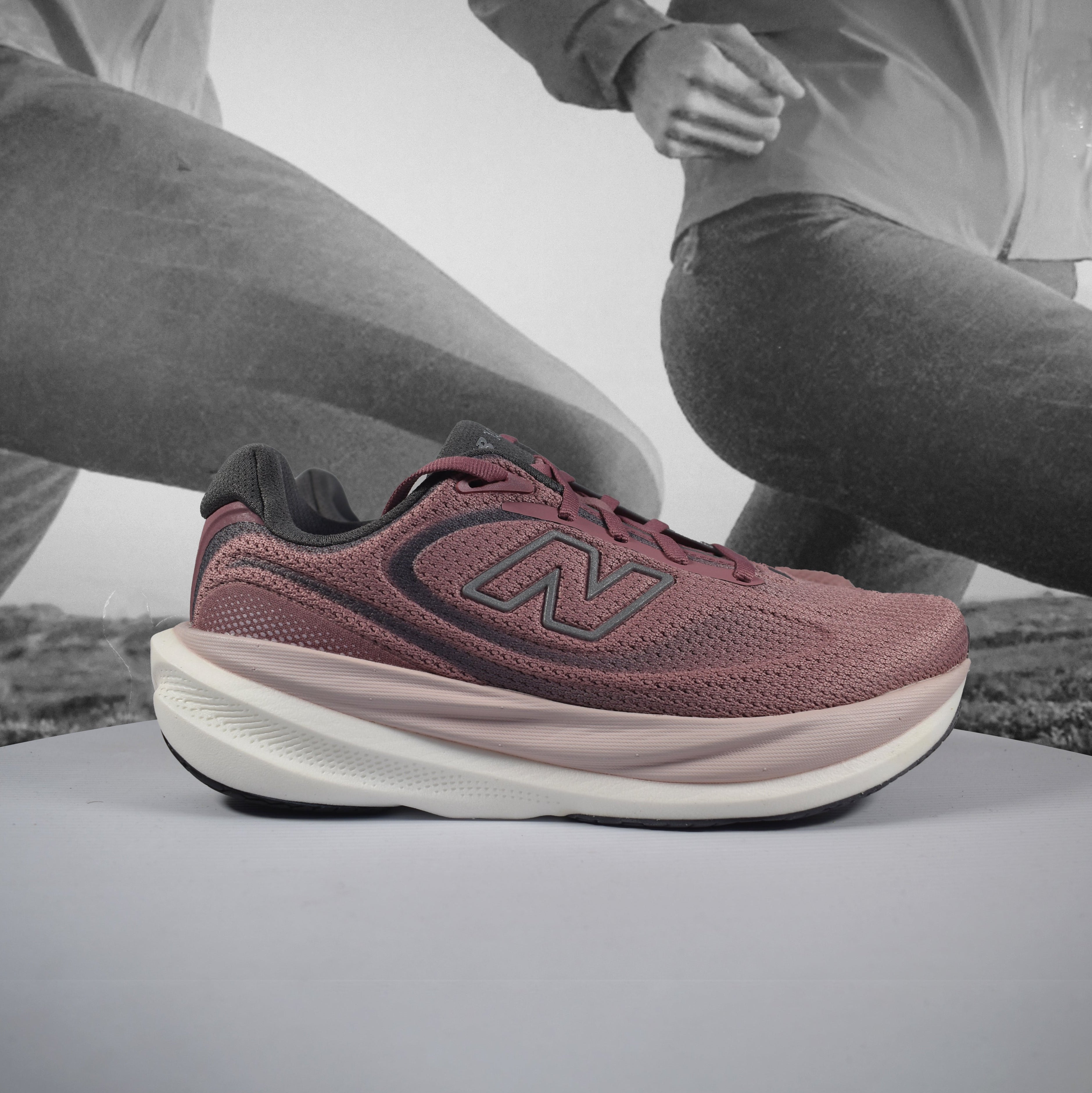 New Balance 1080 V15 D Womens Running Shoes (Wide Width) - Durban Runner 4 / dark pink