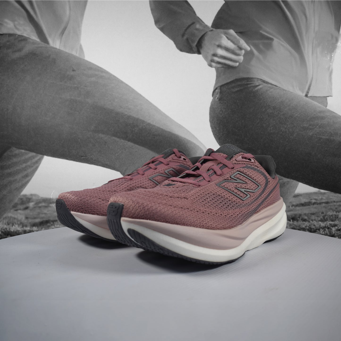 New Balance 1080 V15 B Womens Running Shoes (Normal Width)