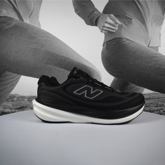New Balance 1080 V15 Mens 2E (Wide Width) - Durban Runner 7.5 / Black