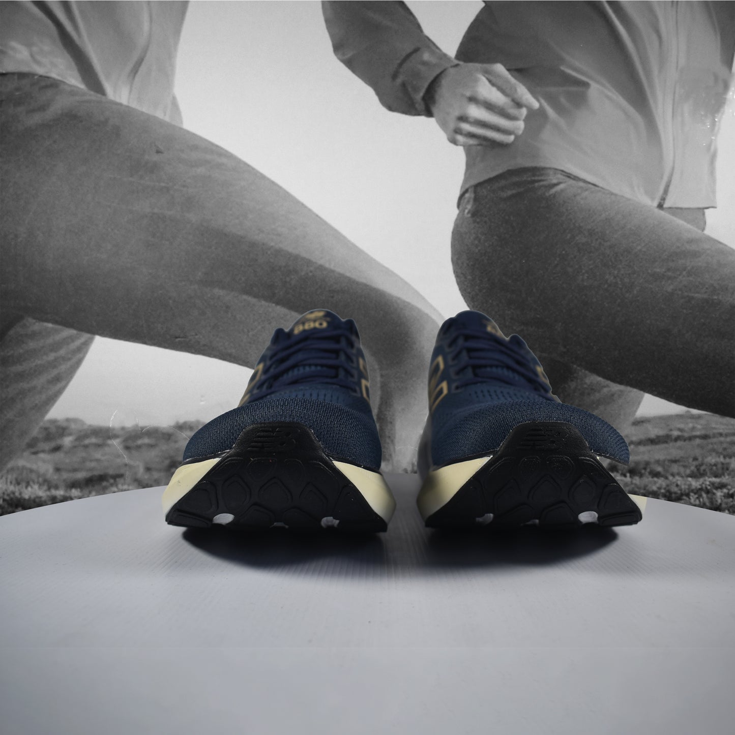 New Balance 880 V15 2E Mens Road Running (Wide Width) - Durban Runner 7.5 / Royal Blue/White