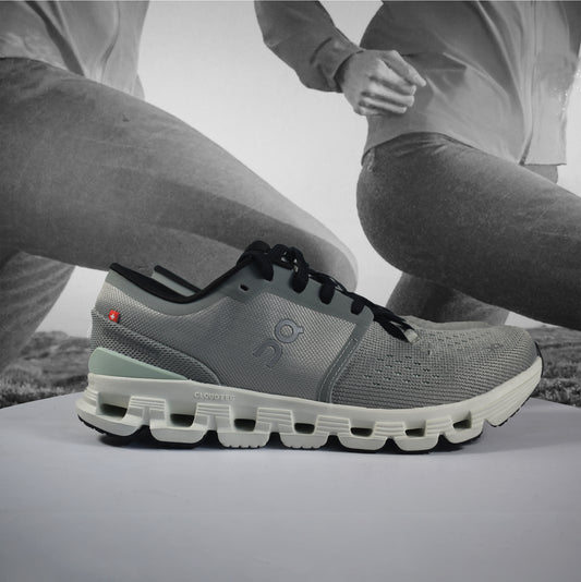 On Cloud X 4 Mens Training Shoes - Durban Runner 7 / Tin - Iceberg