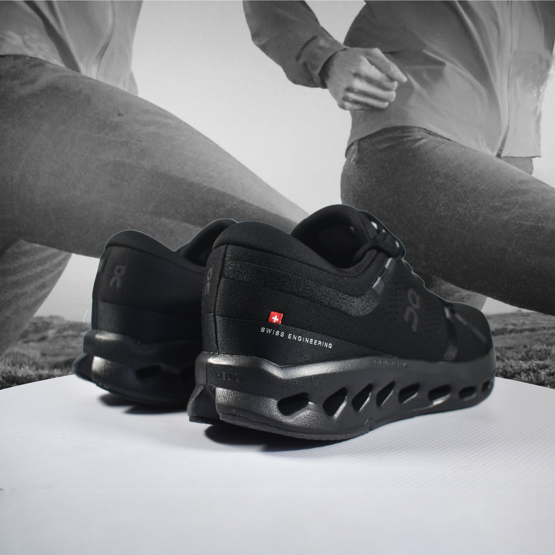 On Cloud Cloudsurfer 2 Mens Road Running - Durban Runner 7.5 / Black - Black