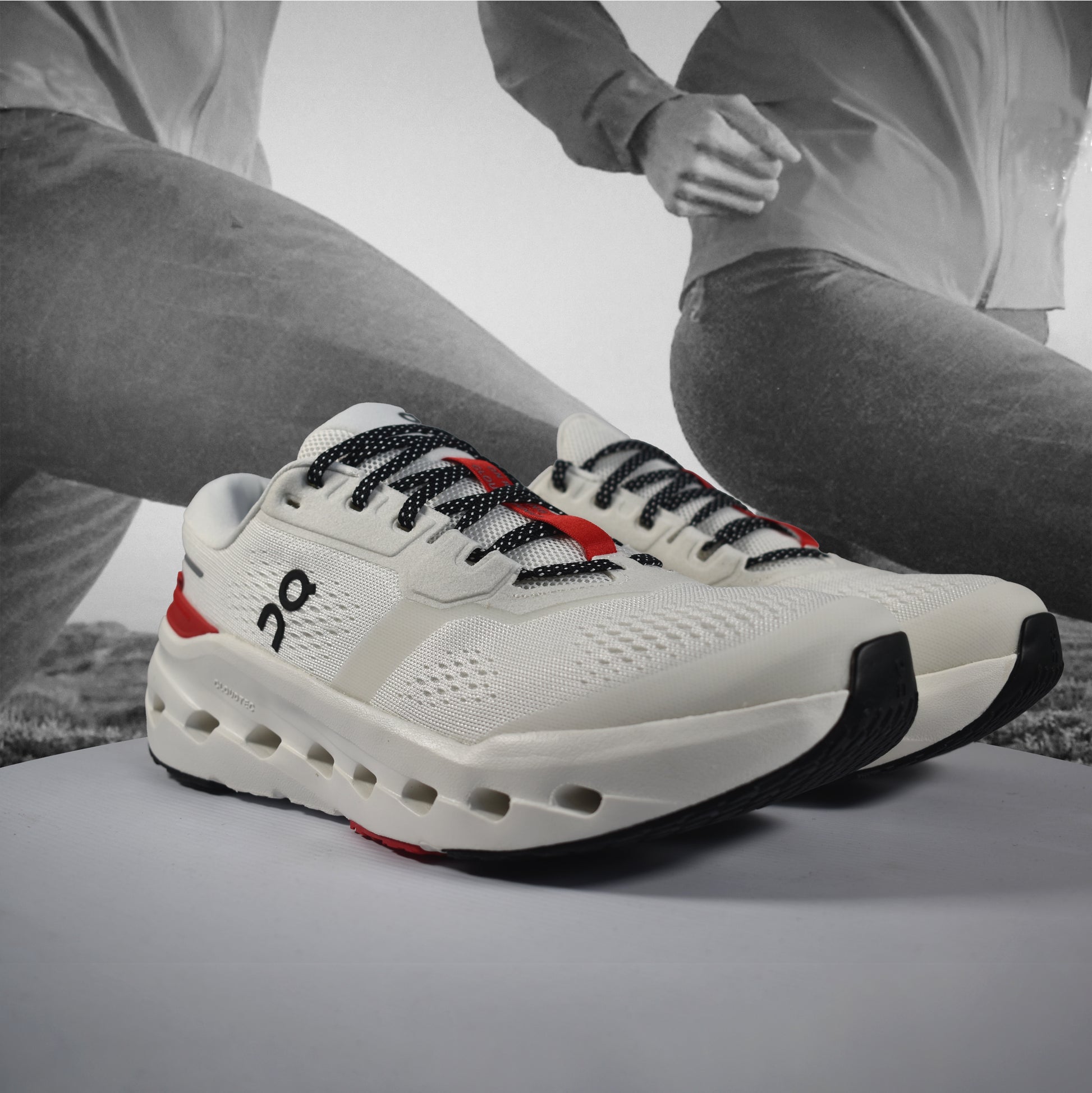 On Cloud Cloudrunner 3 Mens Running Shoes - Durban Runner 7.5 / Ivory - Robin