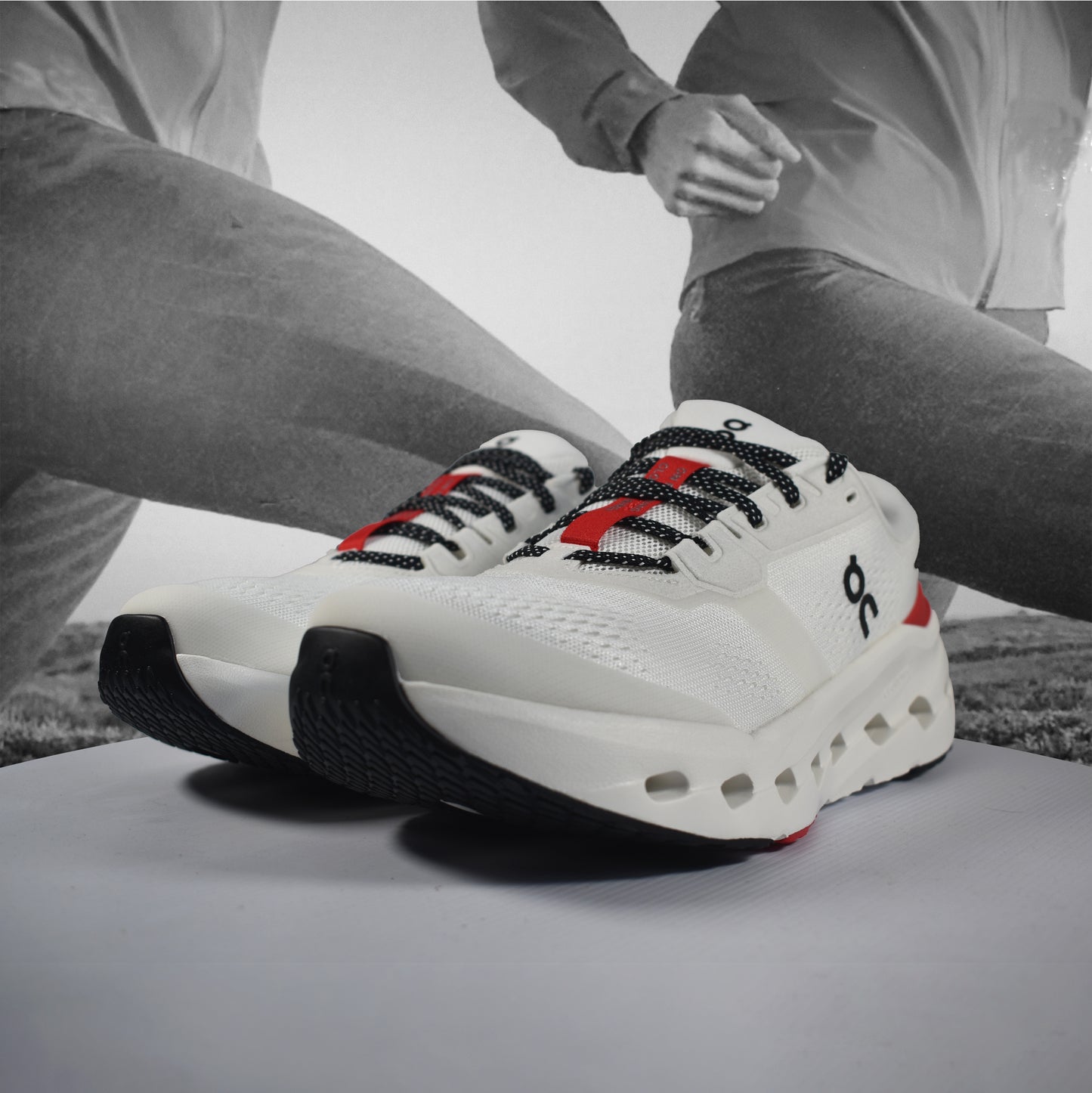 On Cloud Cloudrunner 3 Mens Running Shoes - Durban Runner 7.5 / Ivory - Robin