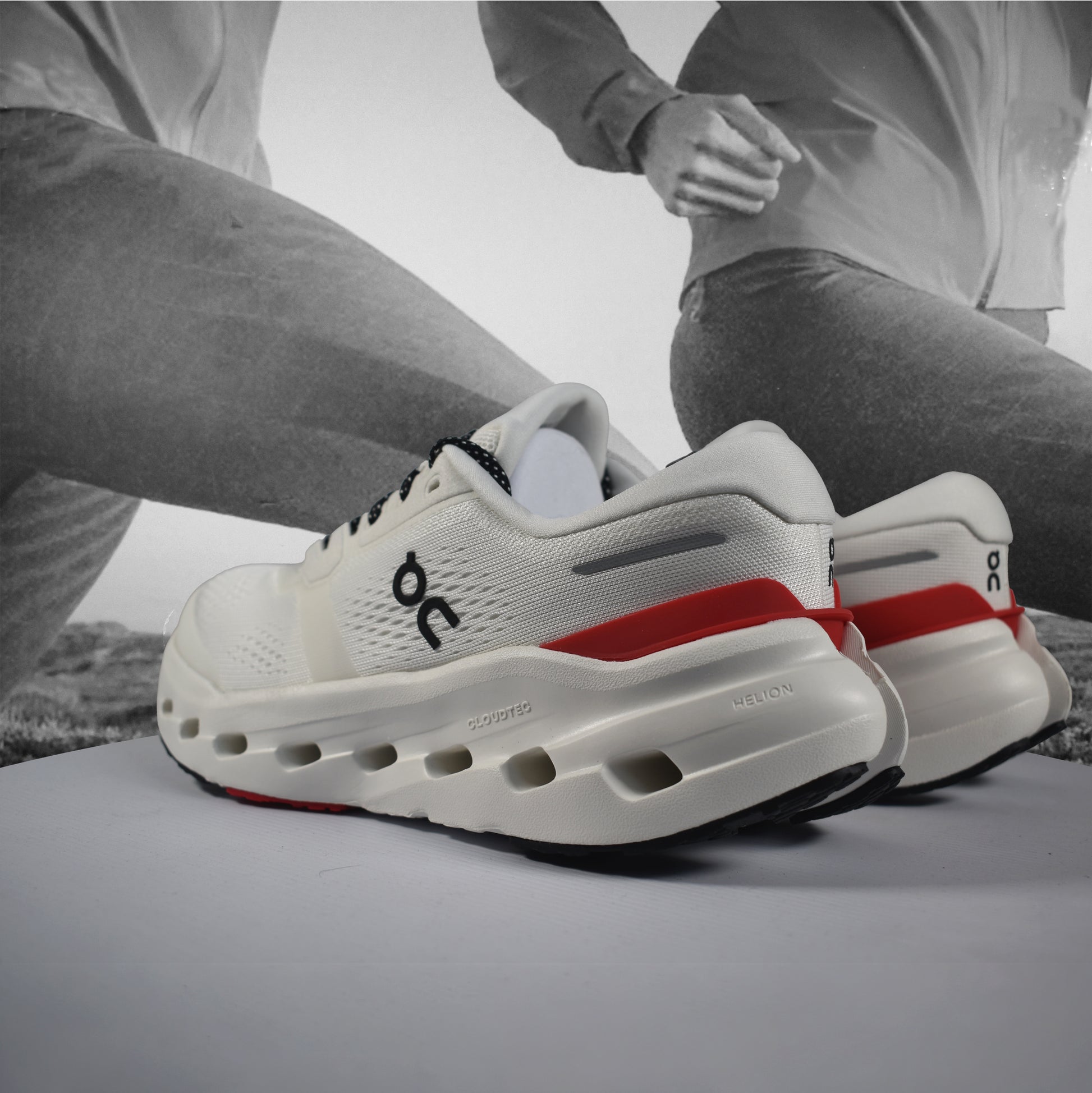 On Cloud Cloudrunner 3 Mens Running Shoes - Durban Runner 7.5 / Ivory - Robin