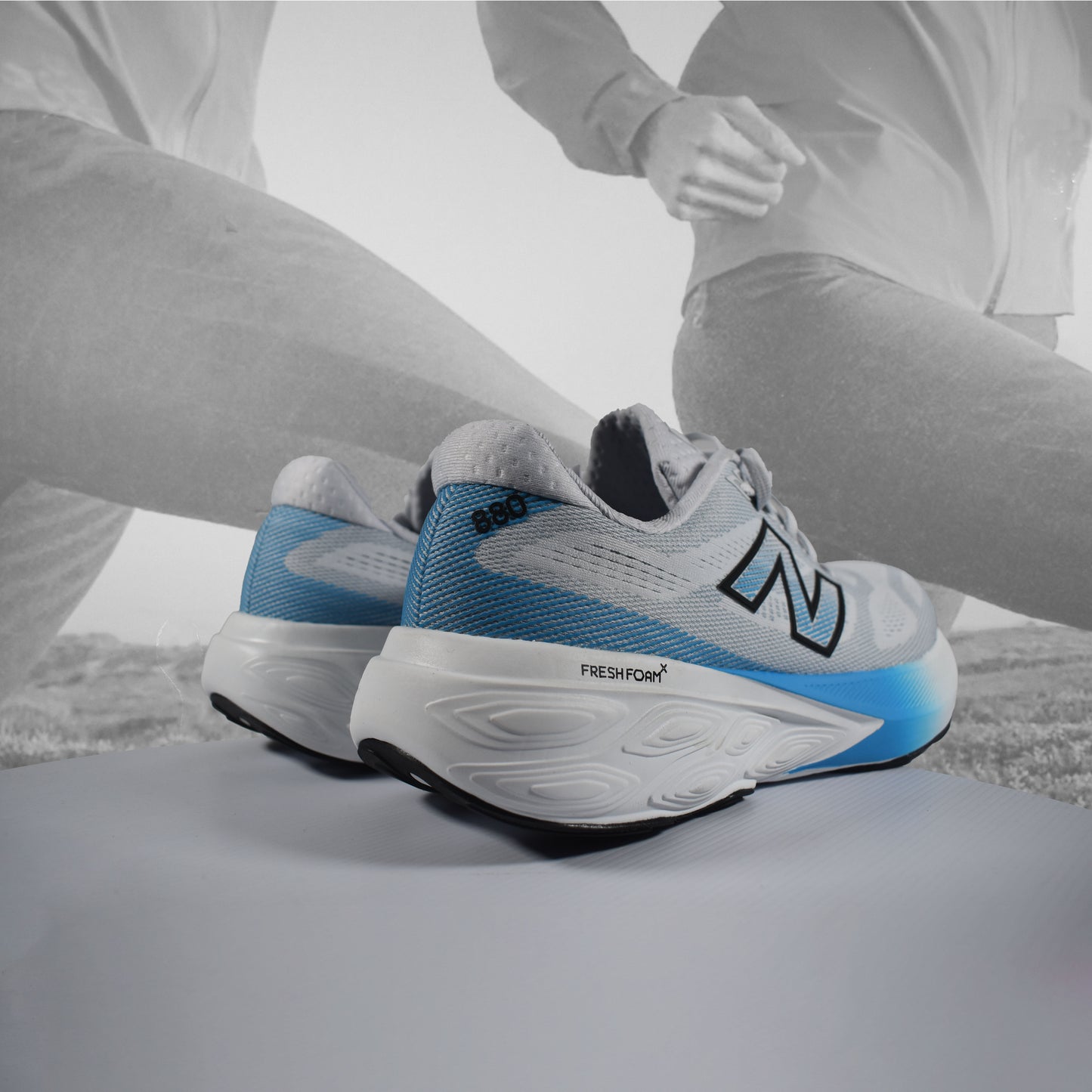New Balance Fresh Foam X 880 Mens Neutral Road Running Shoes