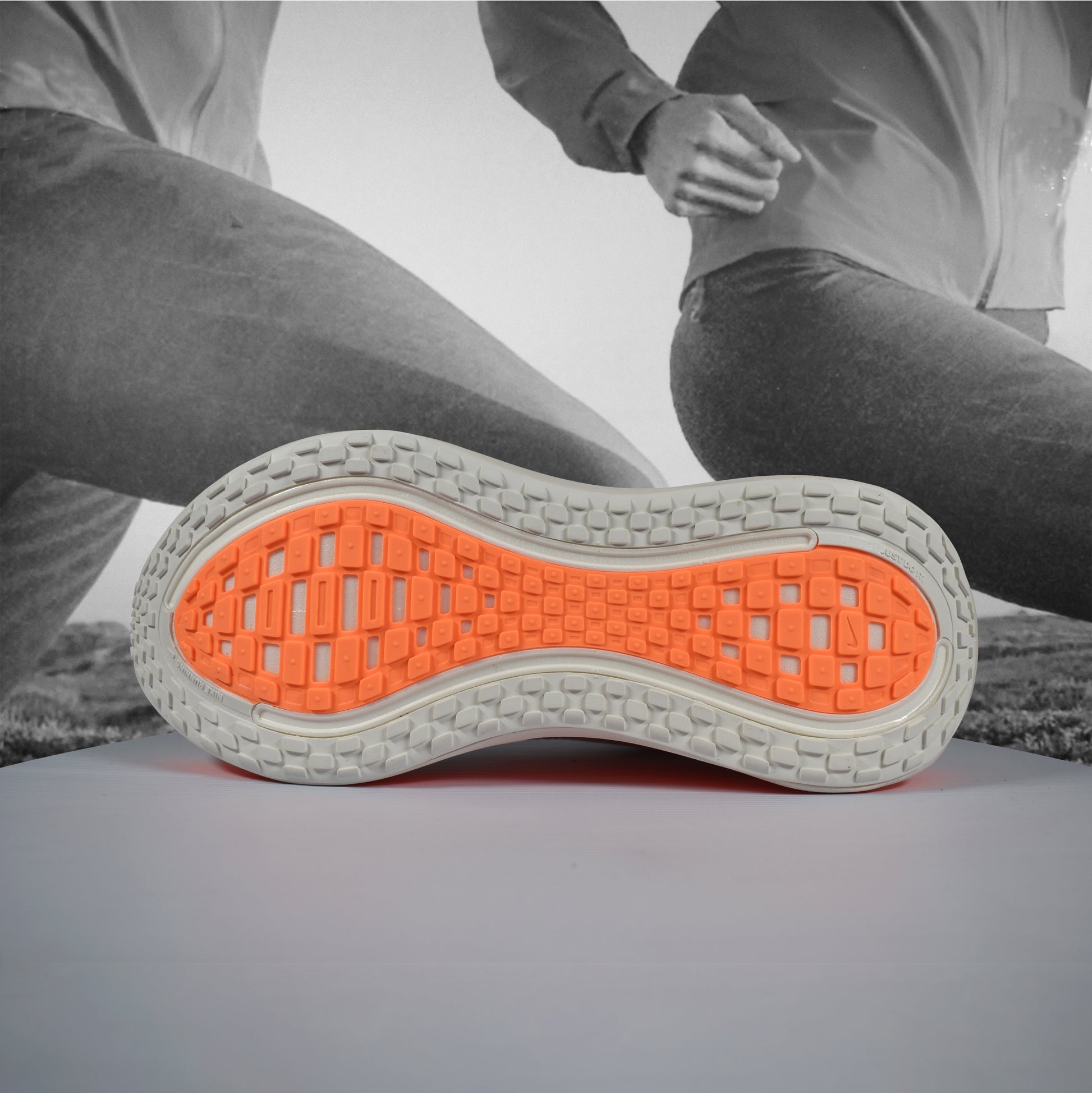Nike Vomero Plus Womens Road Running Shoes - Durban Runner 5.5 / Sail/Hot Lava-White-Orange Pulse