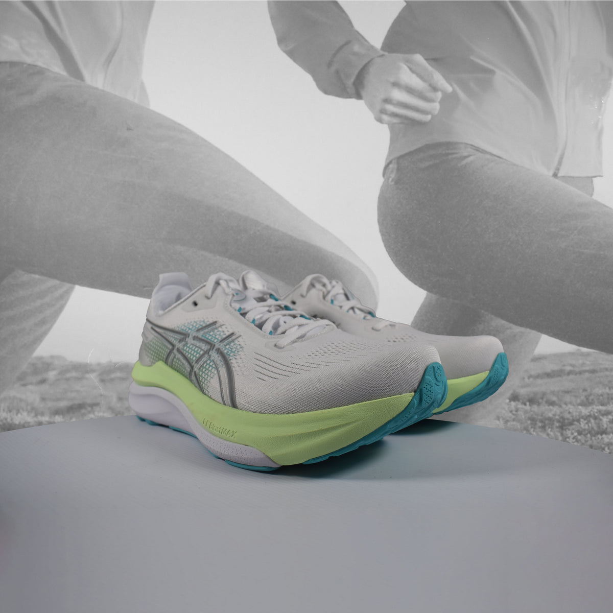 Asics GEL-KAYANO 33 Mens Running Shoes