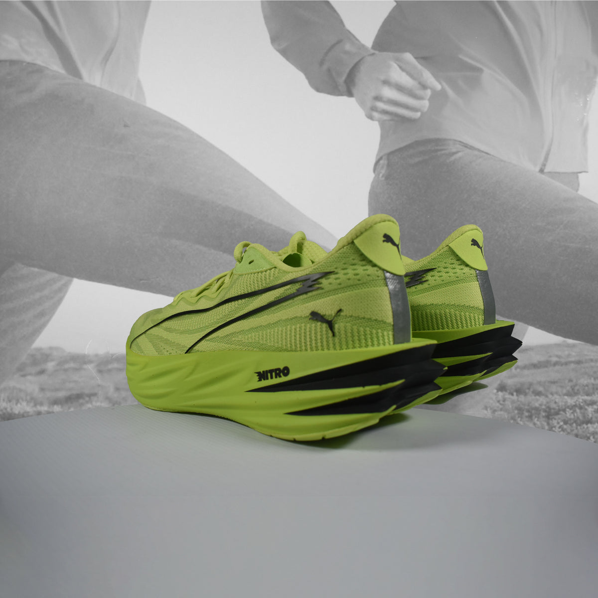 PUMA Deviate Pure NITRO Men's Running Shoes