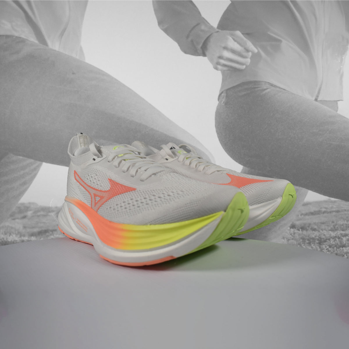 Mizuno Neo Zen 2 Women's Running Shoes