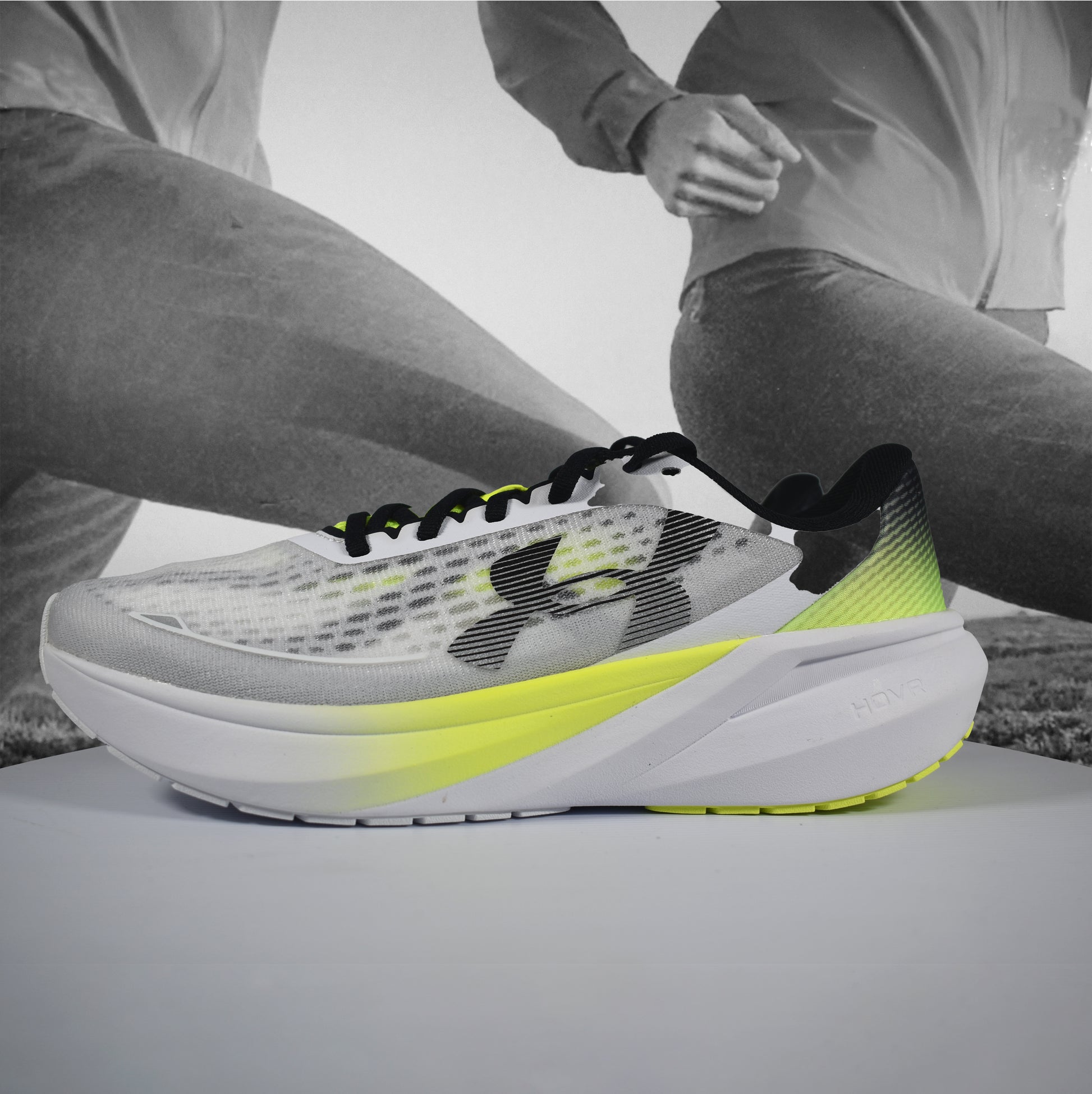 Under Armour Velociti Pace Mens Road Running Shoe - Durban Runner WHITE / 7.5