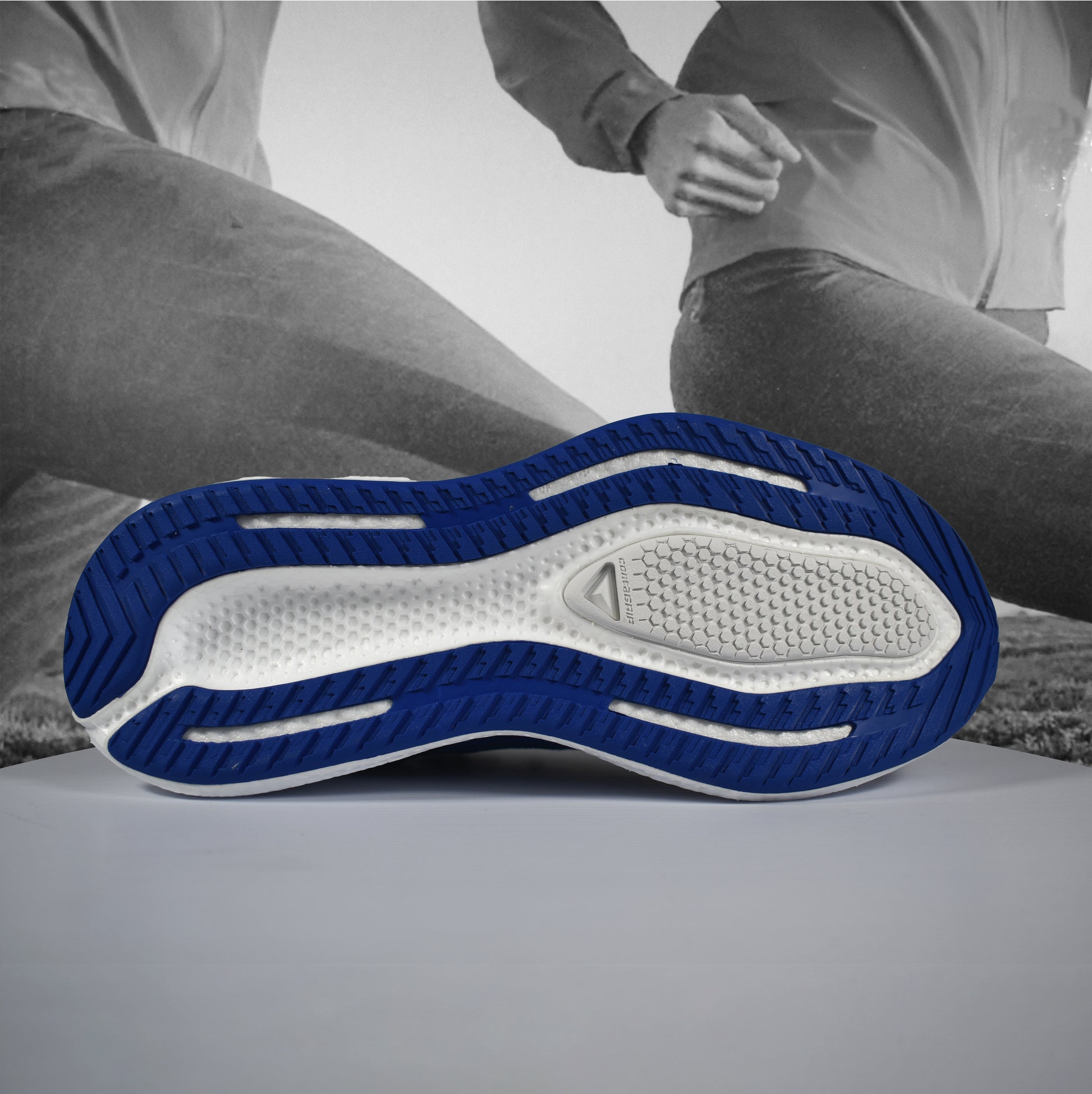 Salomon Aero Glide 4 Mens Road Running Shoe - Durban Runner Blueing/White/Black / 7