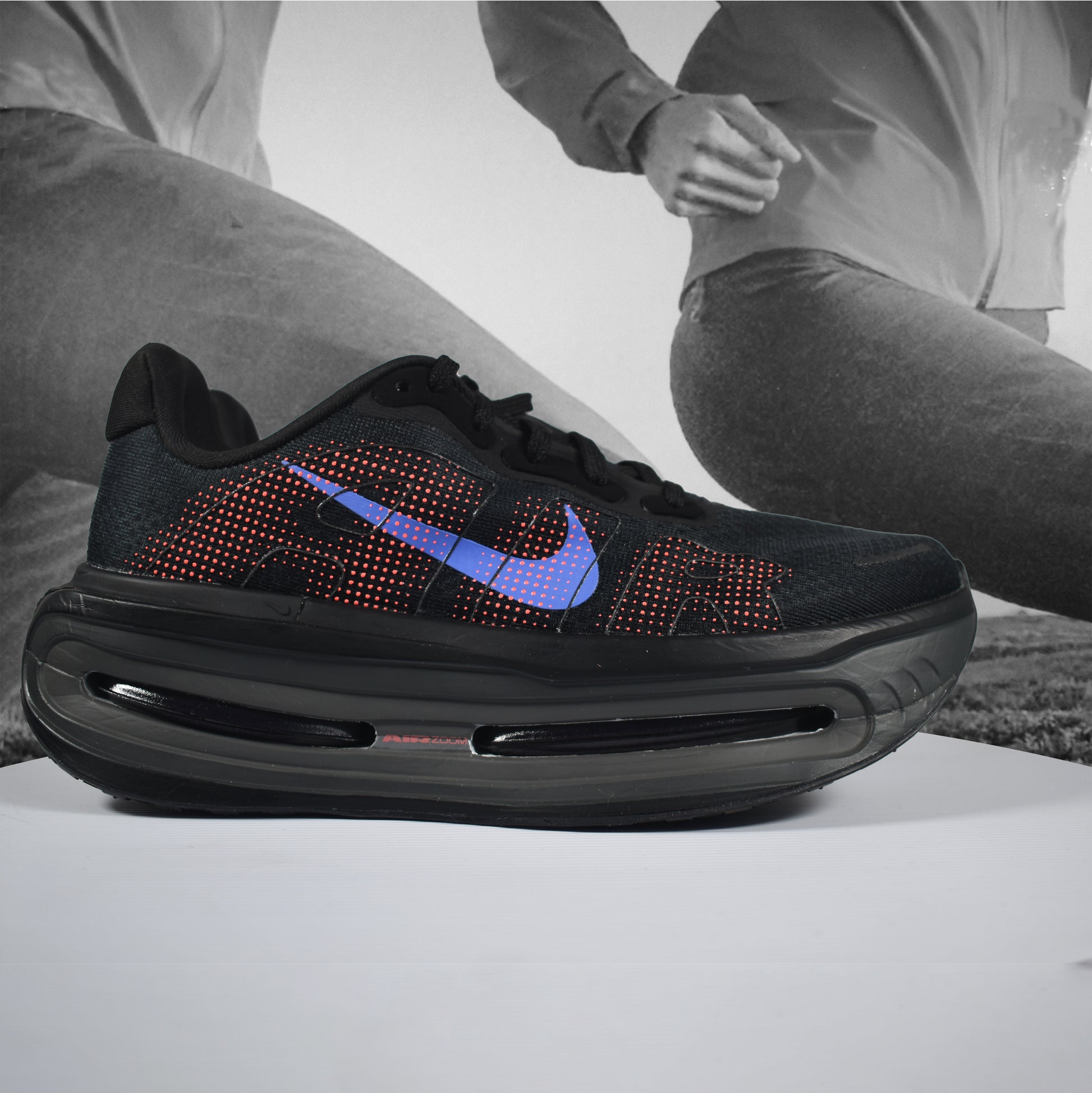 Nike Vomero Premium Womens Road Running Shoes - Durban Runner 5.5 / Black/Sapphire-Hot Lava-Anthracite
