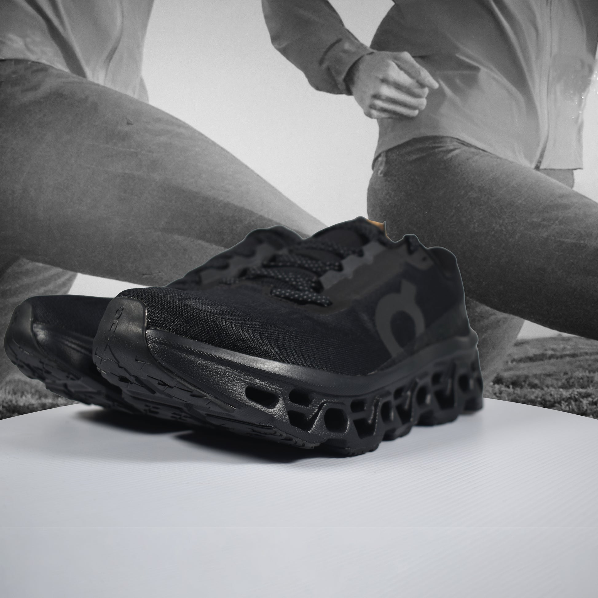 On Cloud Cloudmonster 3 Mens Running Shoe - Durban Runner Black | Black / 9.5