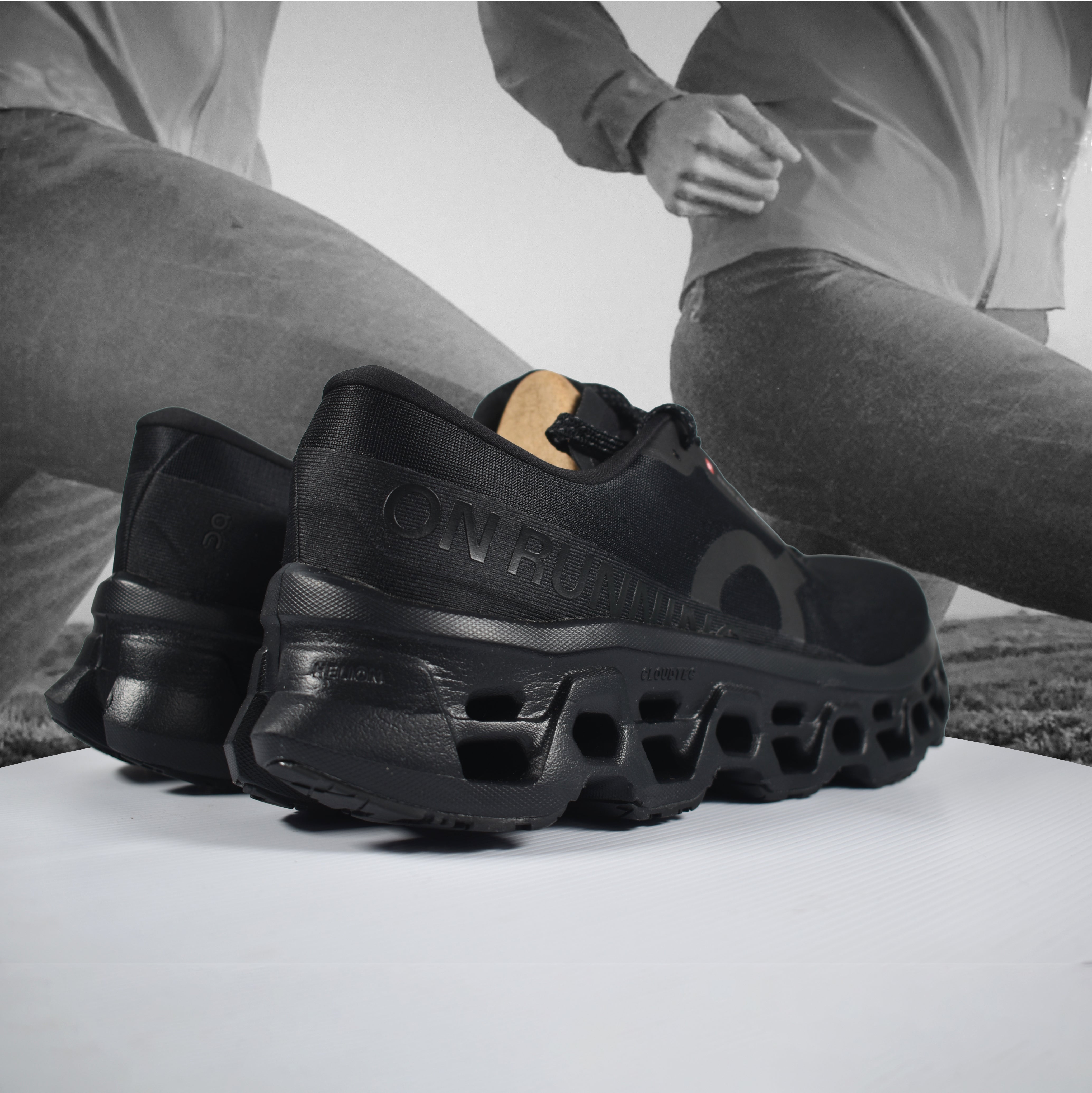 On Cloudmonster ||ブラック On Cloud Cloudmonster 3 Mens Running Shoe – Durban Runner