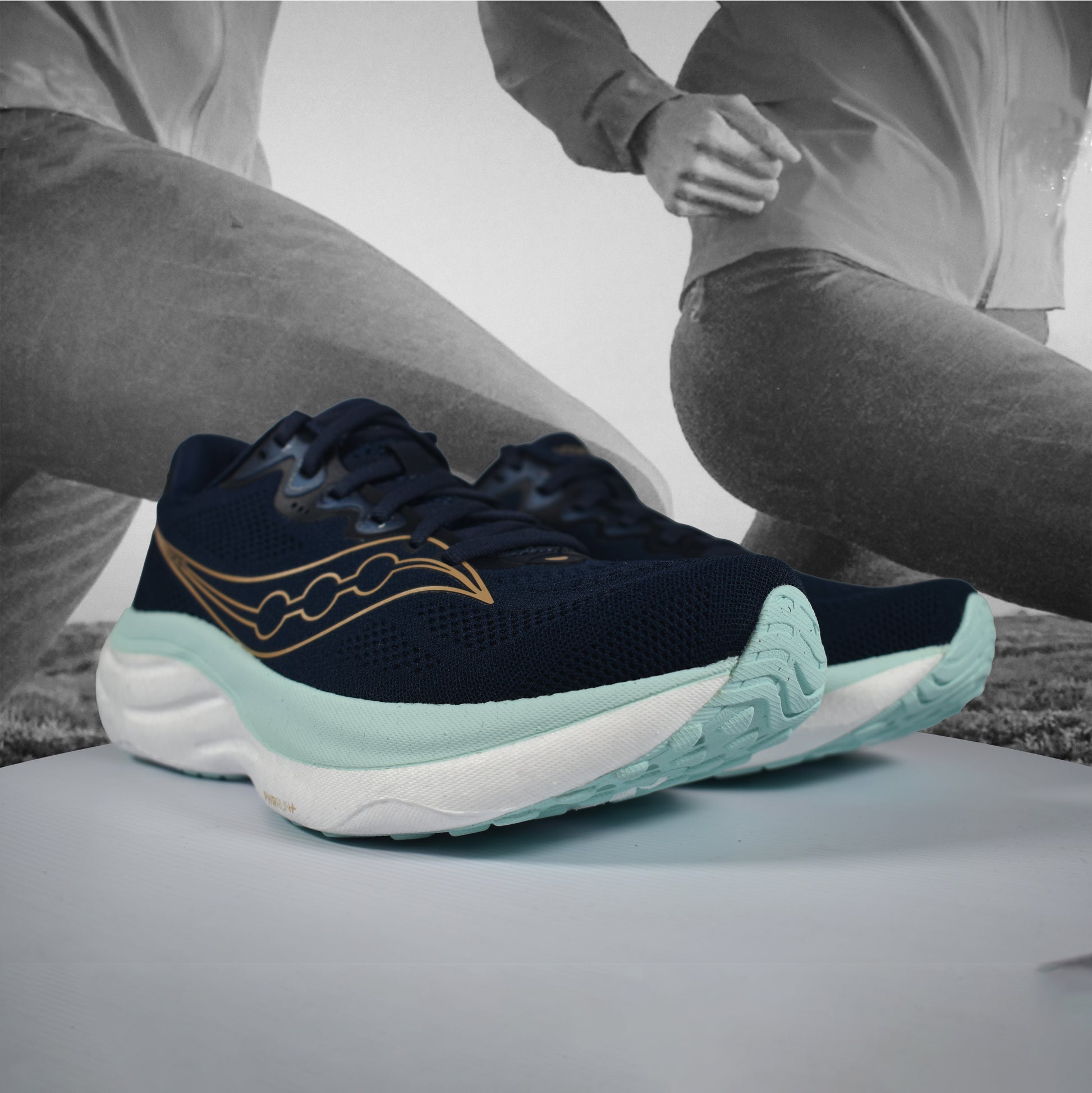 Saucony Ride 19 Road Womens Running Shoe - Durban Runner NAVY/AQUA / 5