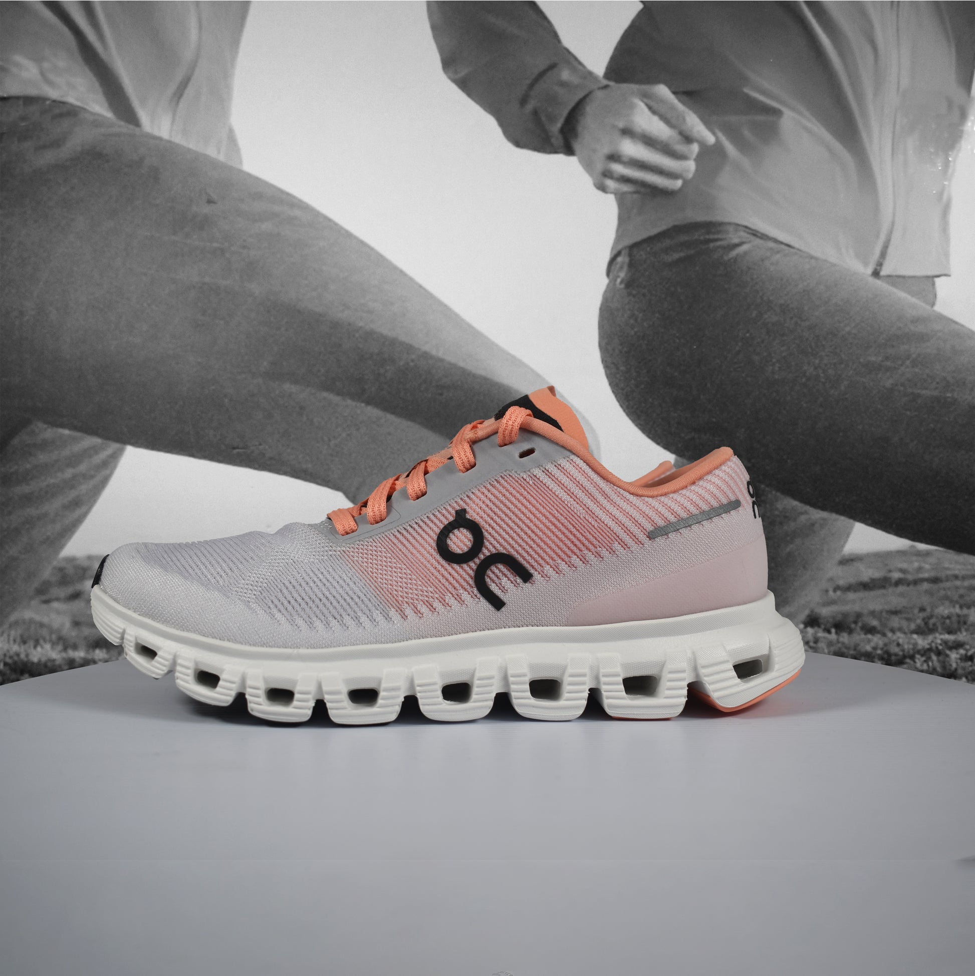 On Cloud 6 Push Womens Running Shoe - Durban Runner Sunstone | Juniper / 8