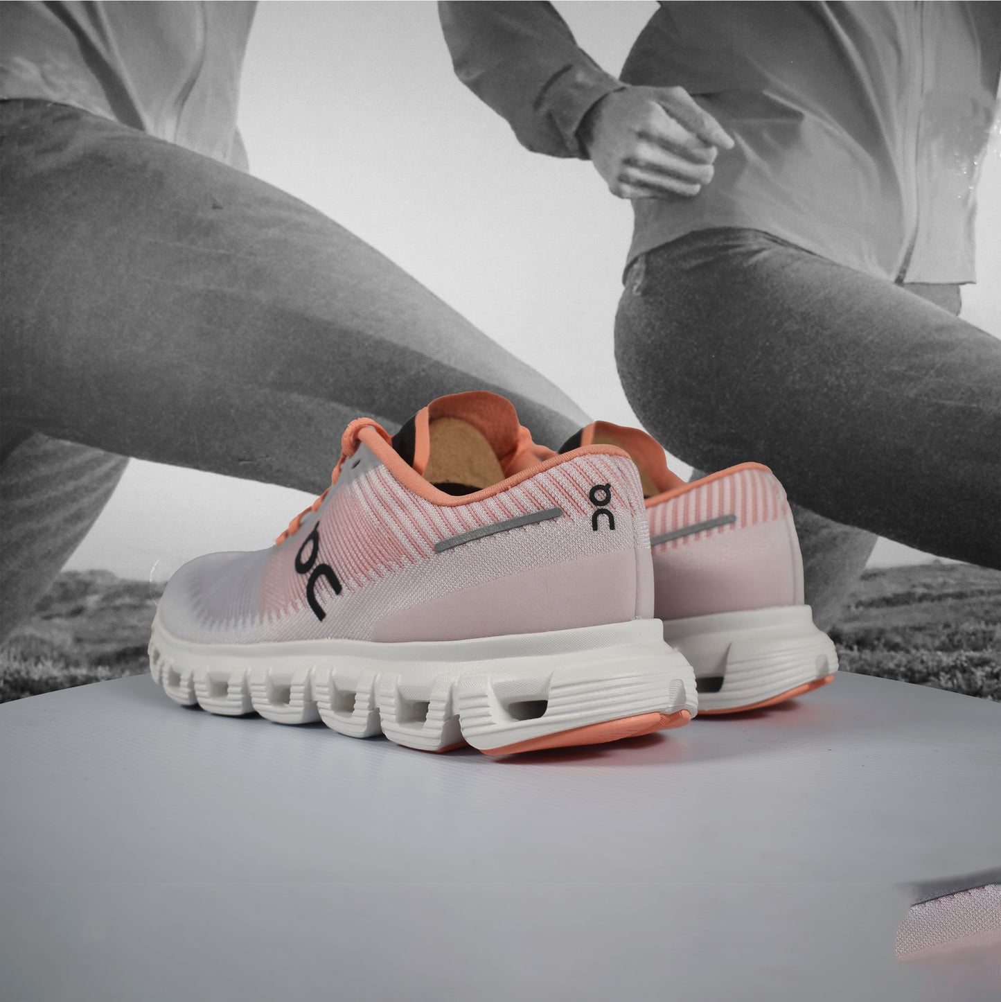 On Cloud 6 Push Womens Running Shoe - Durban Runner Sunstone | Juniper / 8