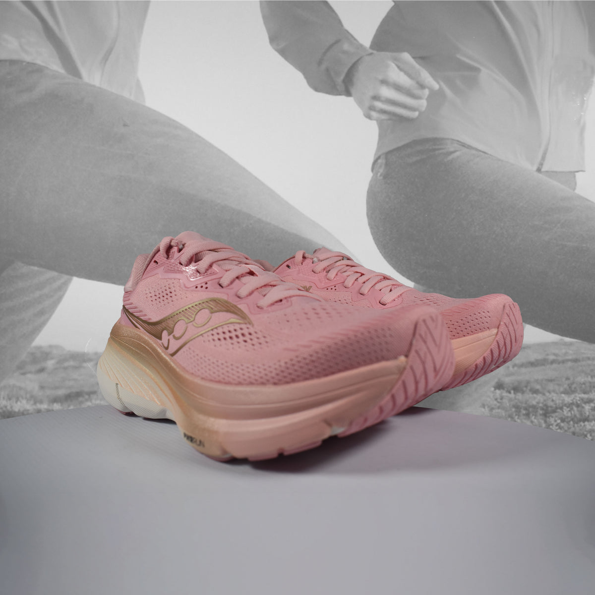 Saucony Guide 19 Women's Running Shoes
