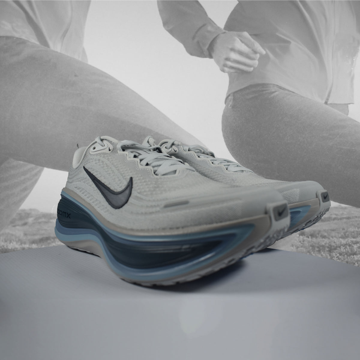 Nike Vomero Plus Men's Neutral Running Shoes